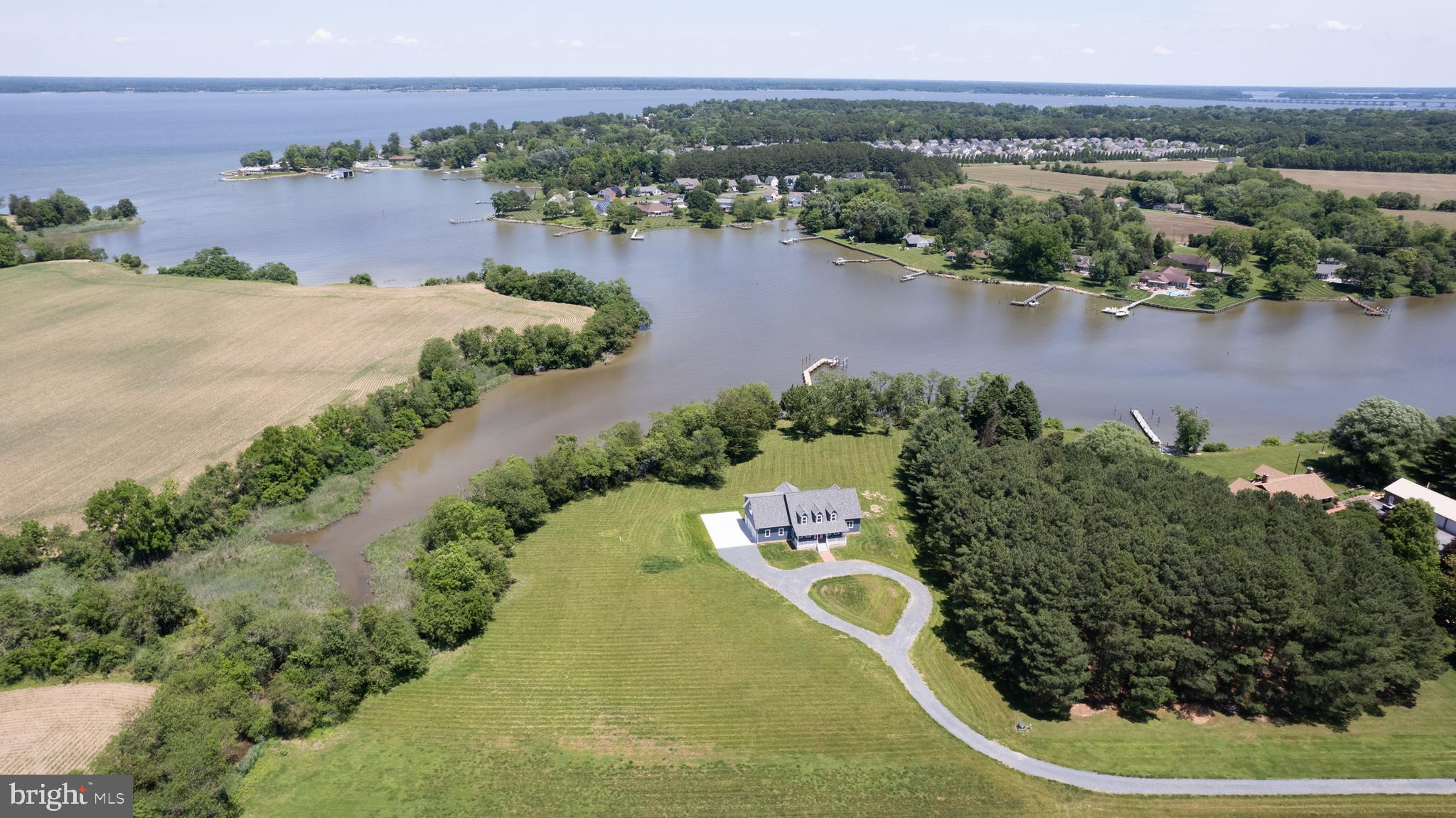 HORNS POINT - Residential