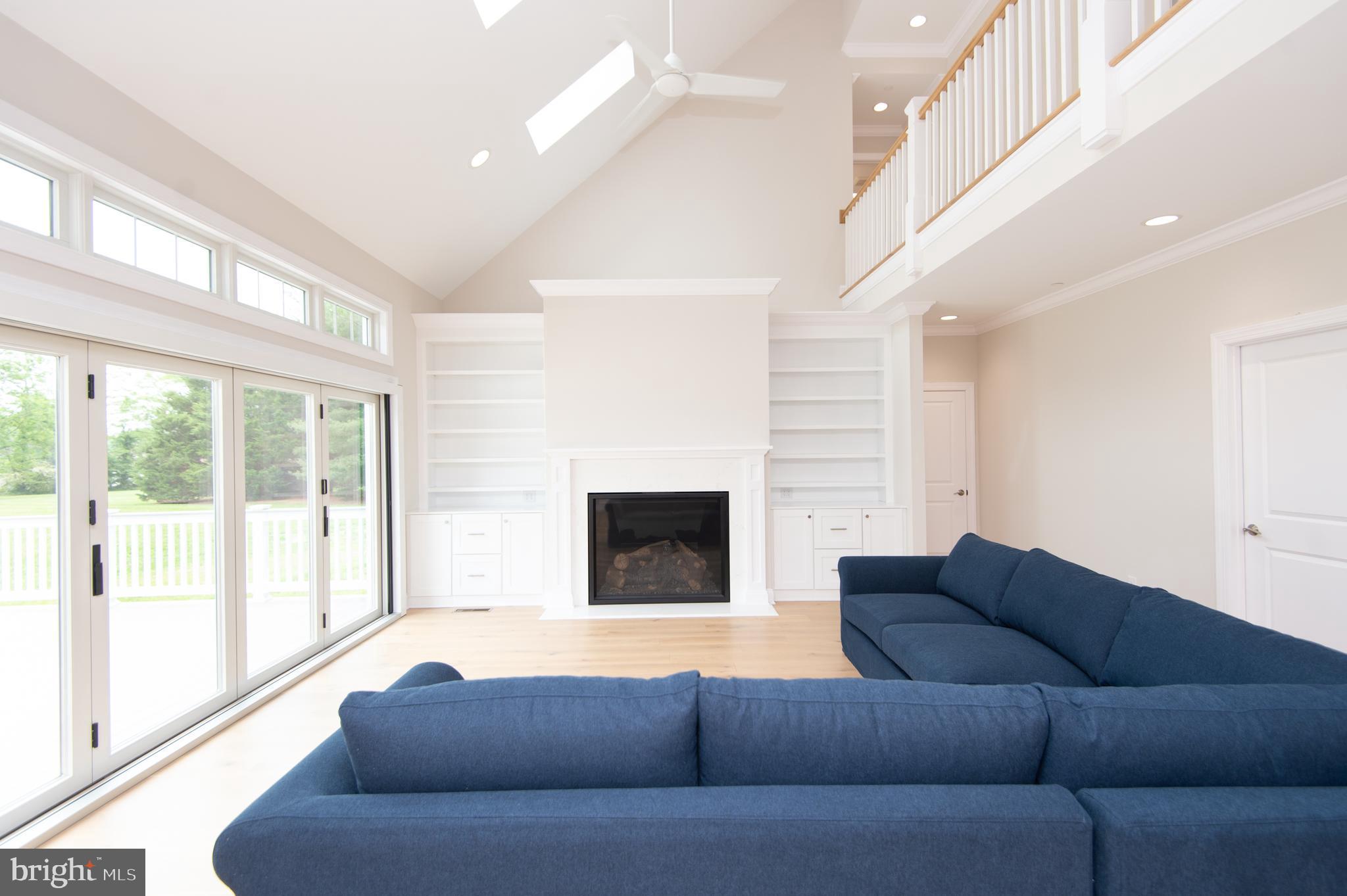 HORNS POINT - Residential