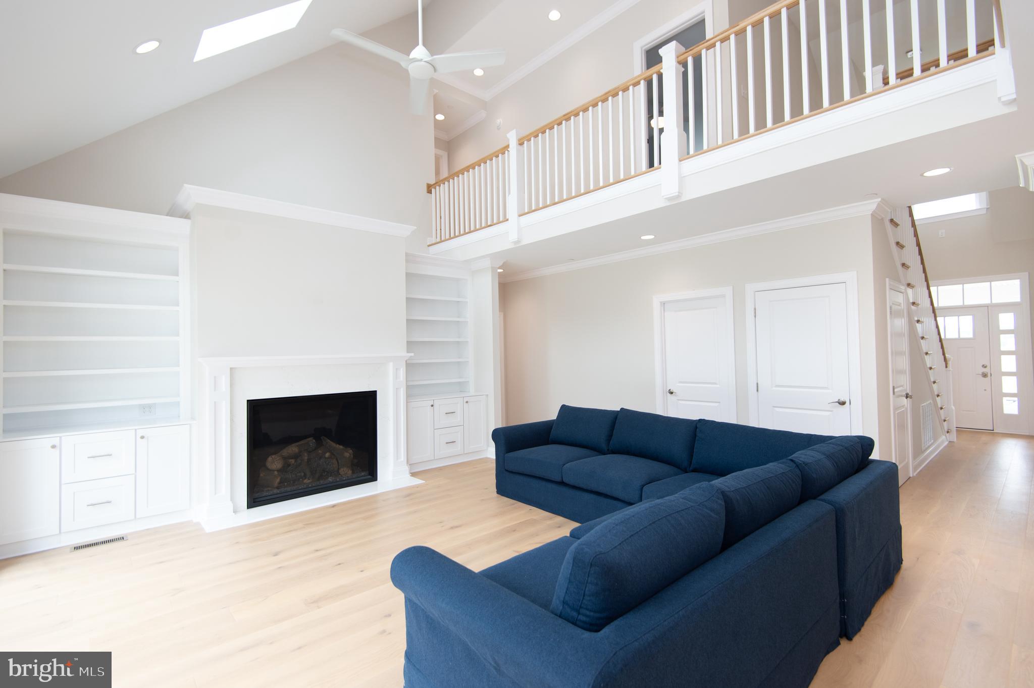 HORNS POINT - Residential