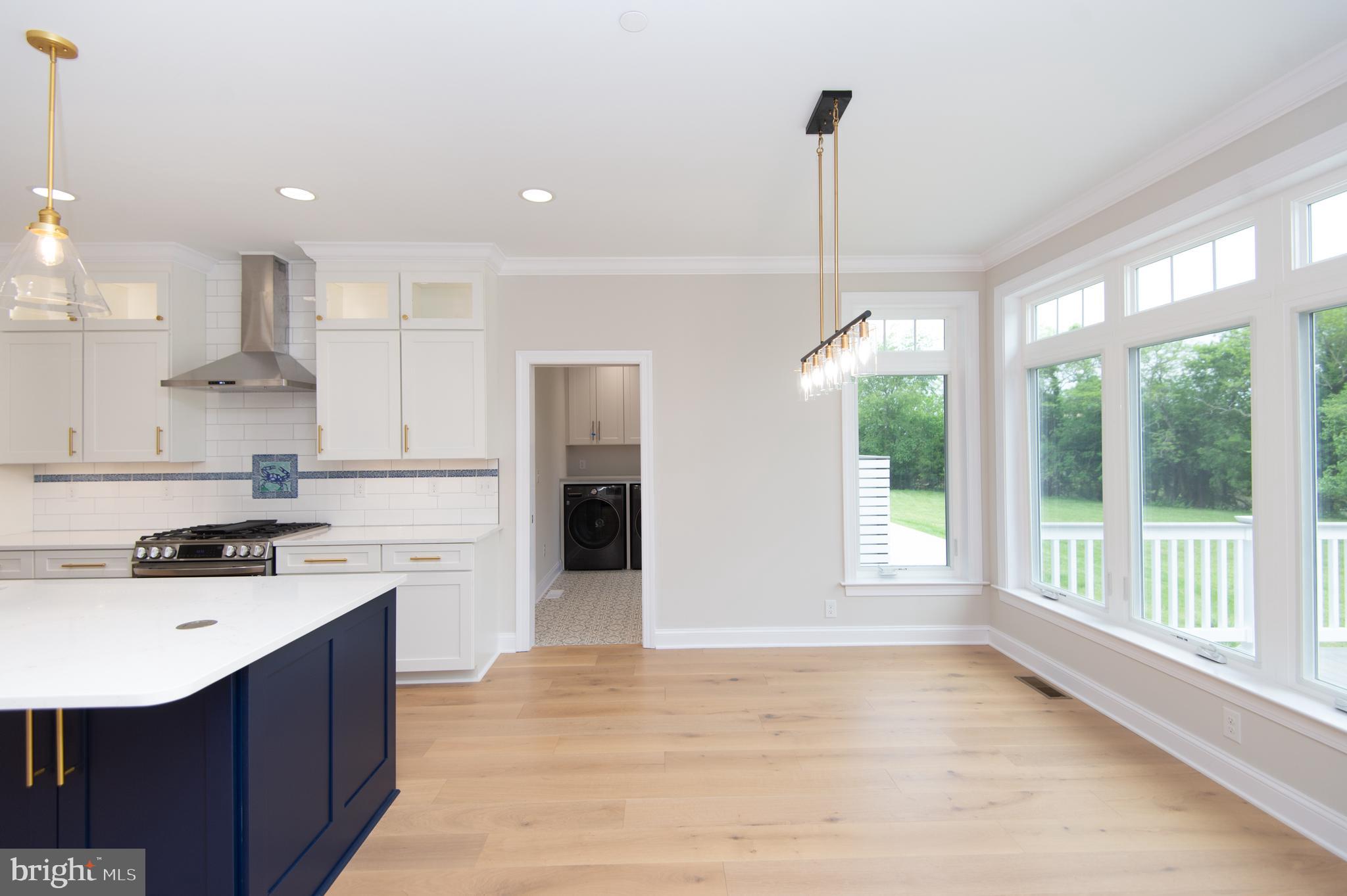 HORNS POINT - Residential