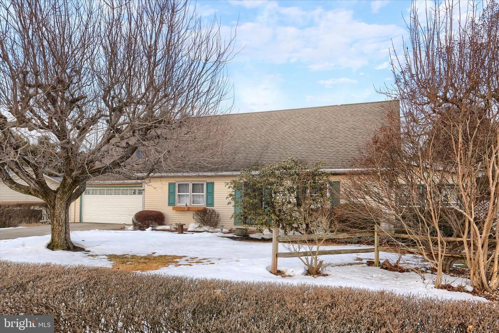 Photo of 202 Lindy Avenue, YORK SPRINGS, PA 17372 (MLS # PAAD2021958)