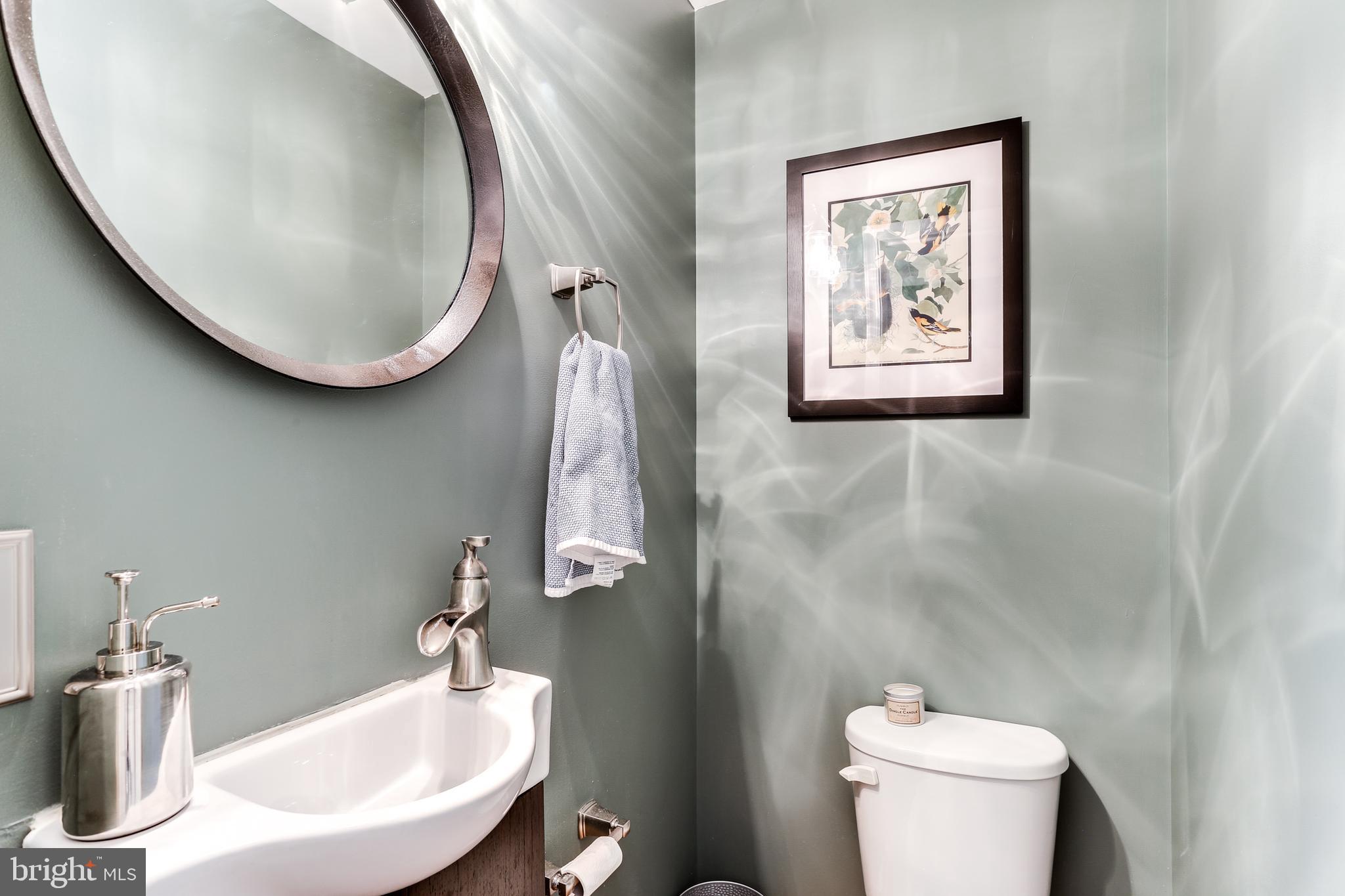 ATHENA SQUARE - Residential