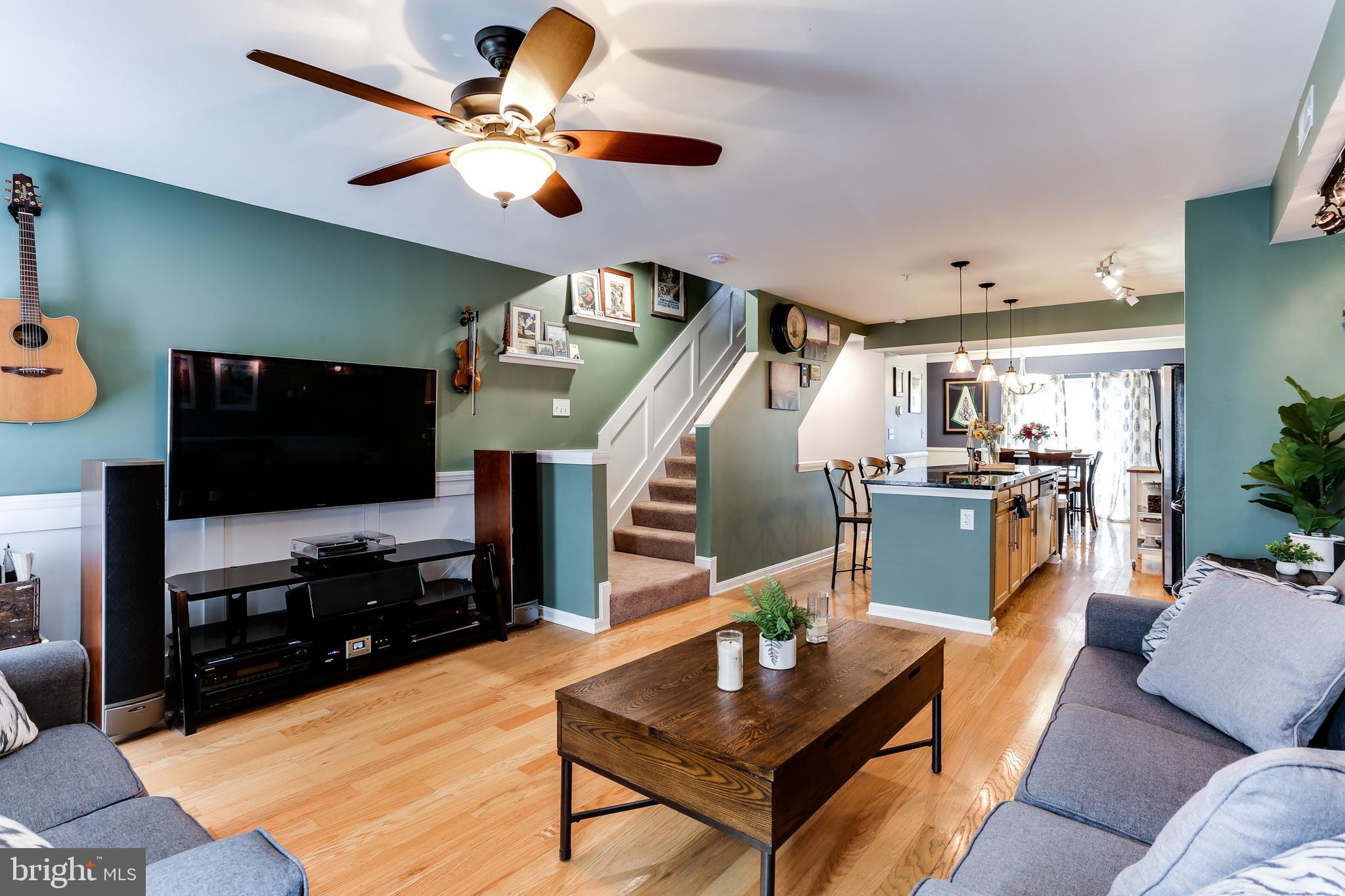 ATHENA SQUARE - Residential