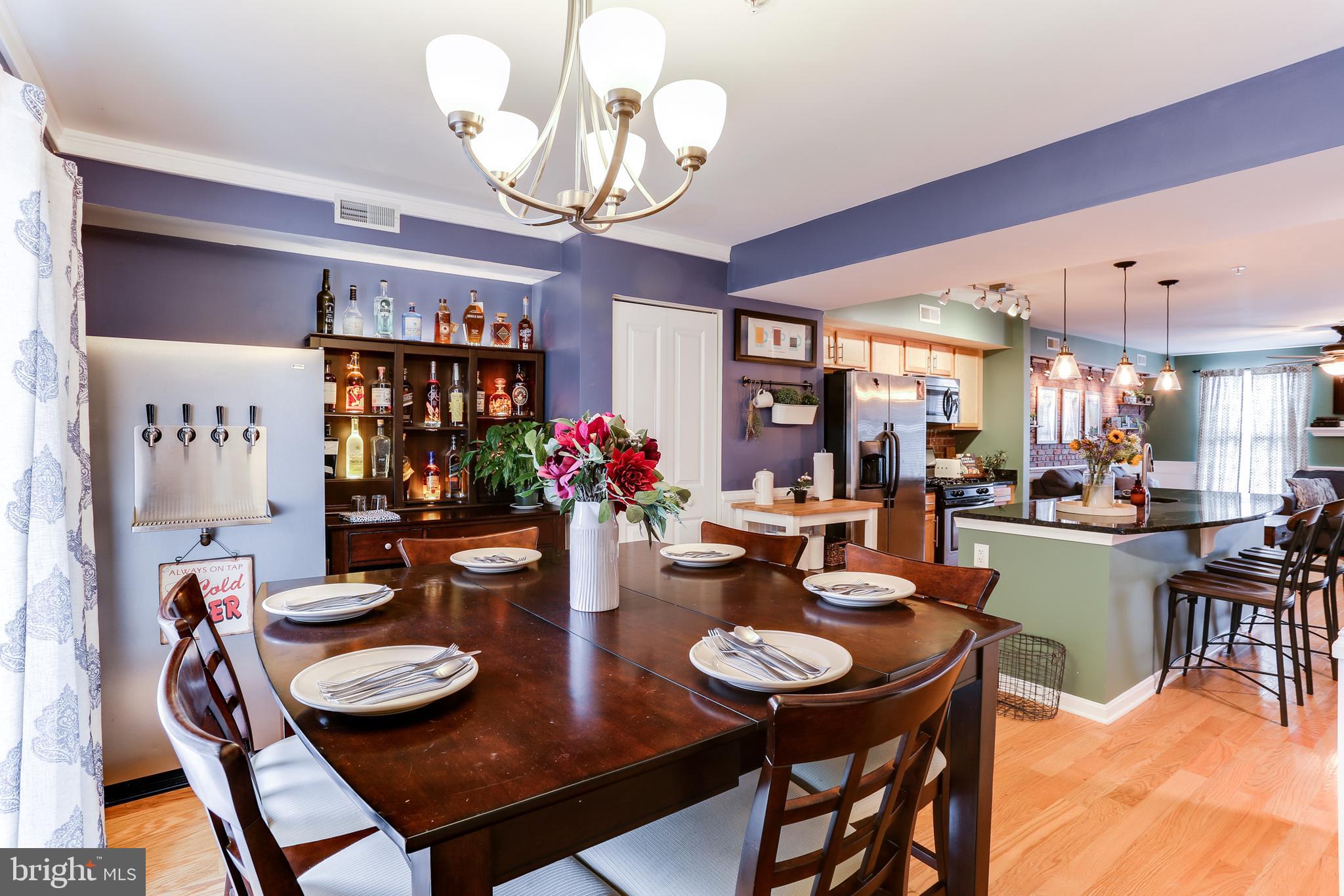 ATHENA SQUARE - Residential