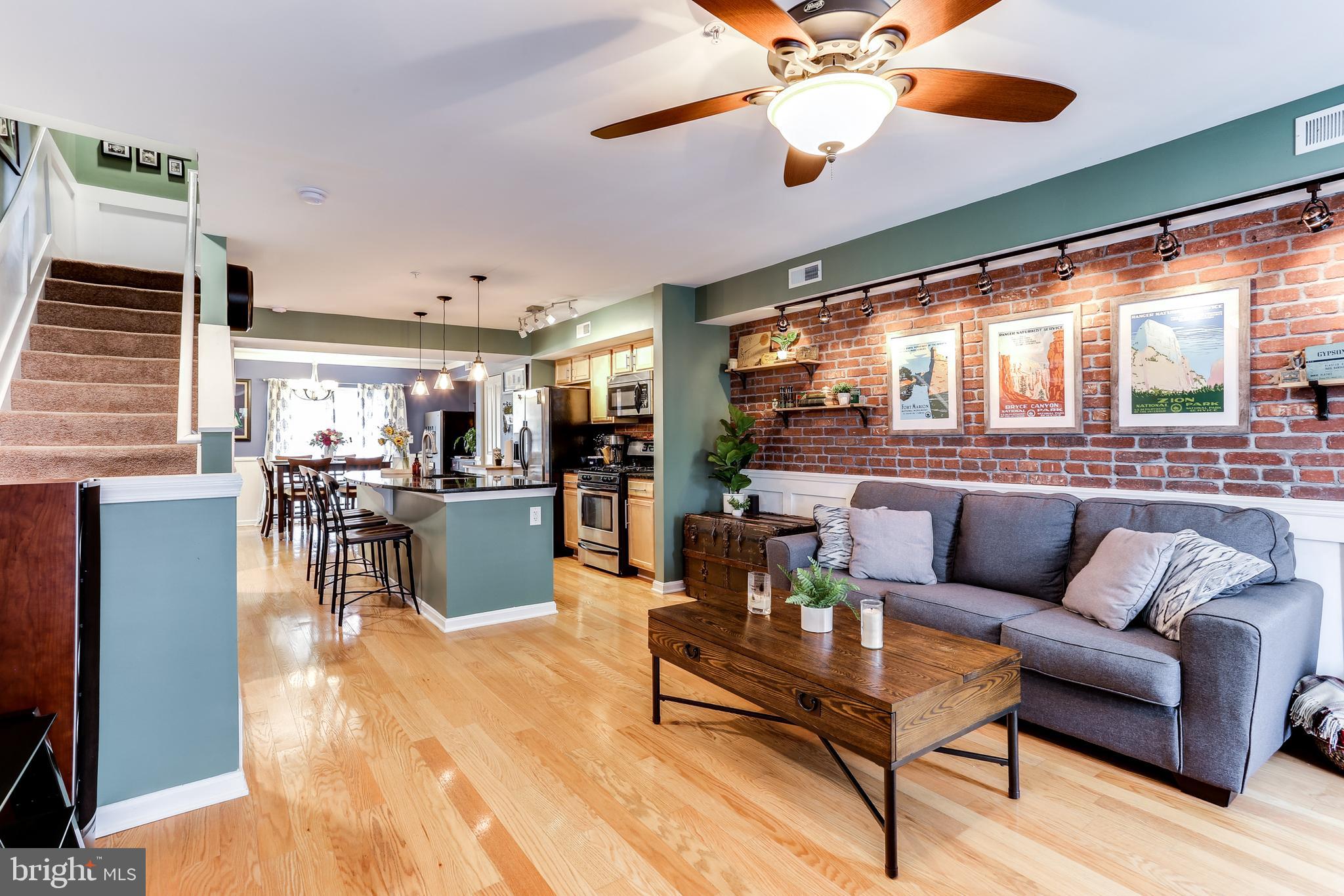 ATHENA SQUARE - Residential