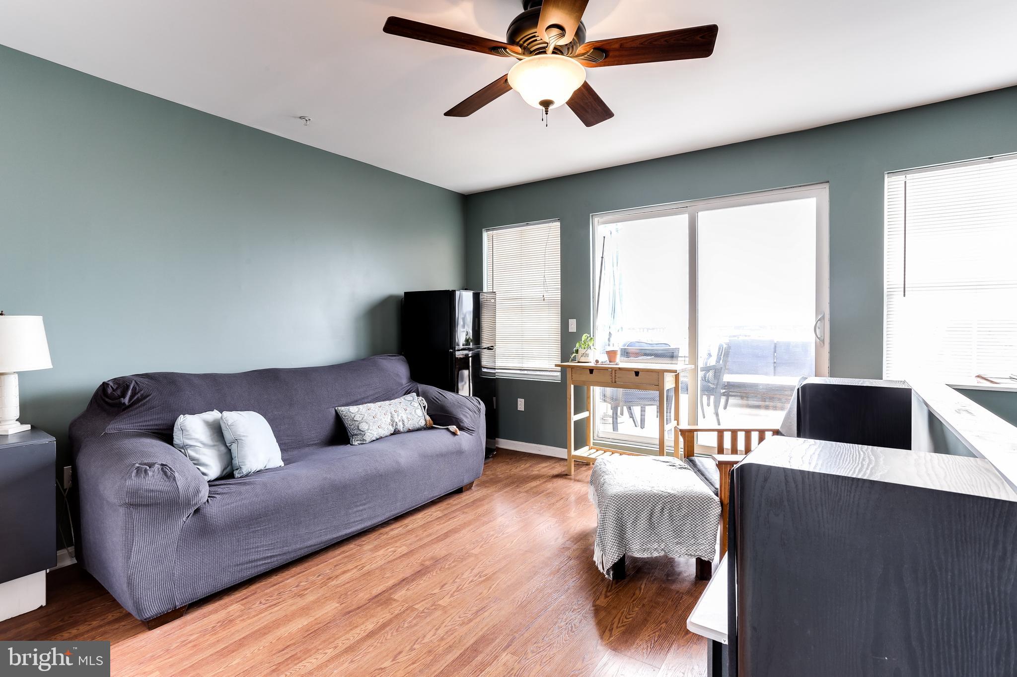 ATHENA SQUARE - Residential