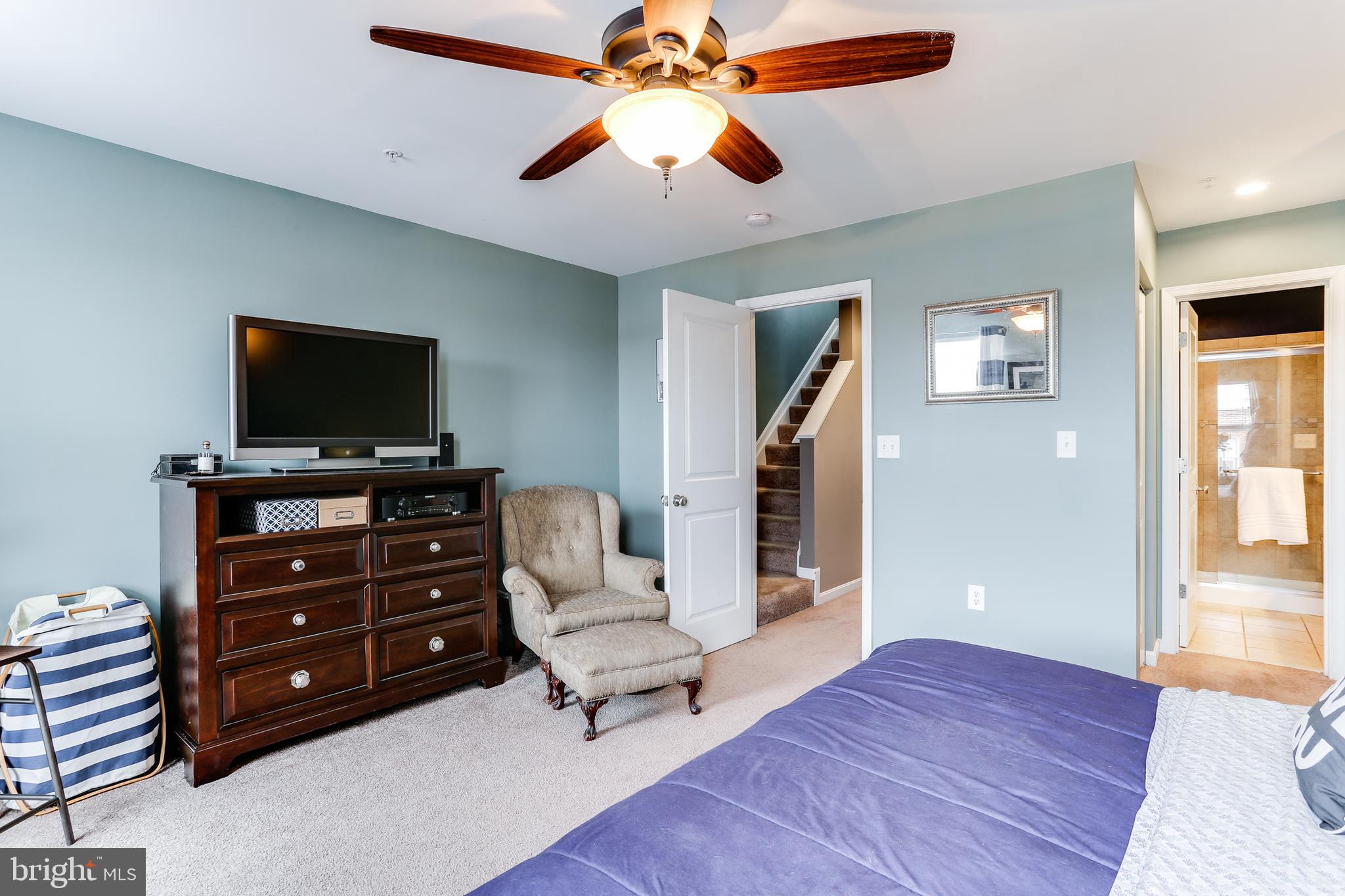 ATHENA SQUARE - Residential