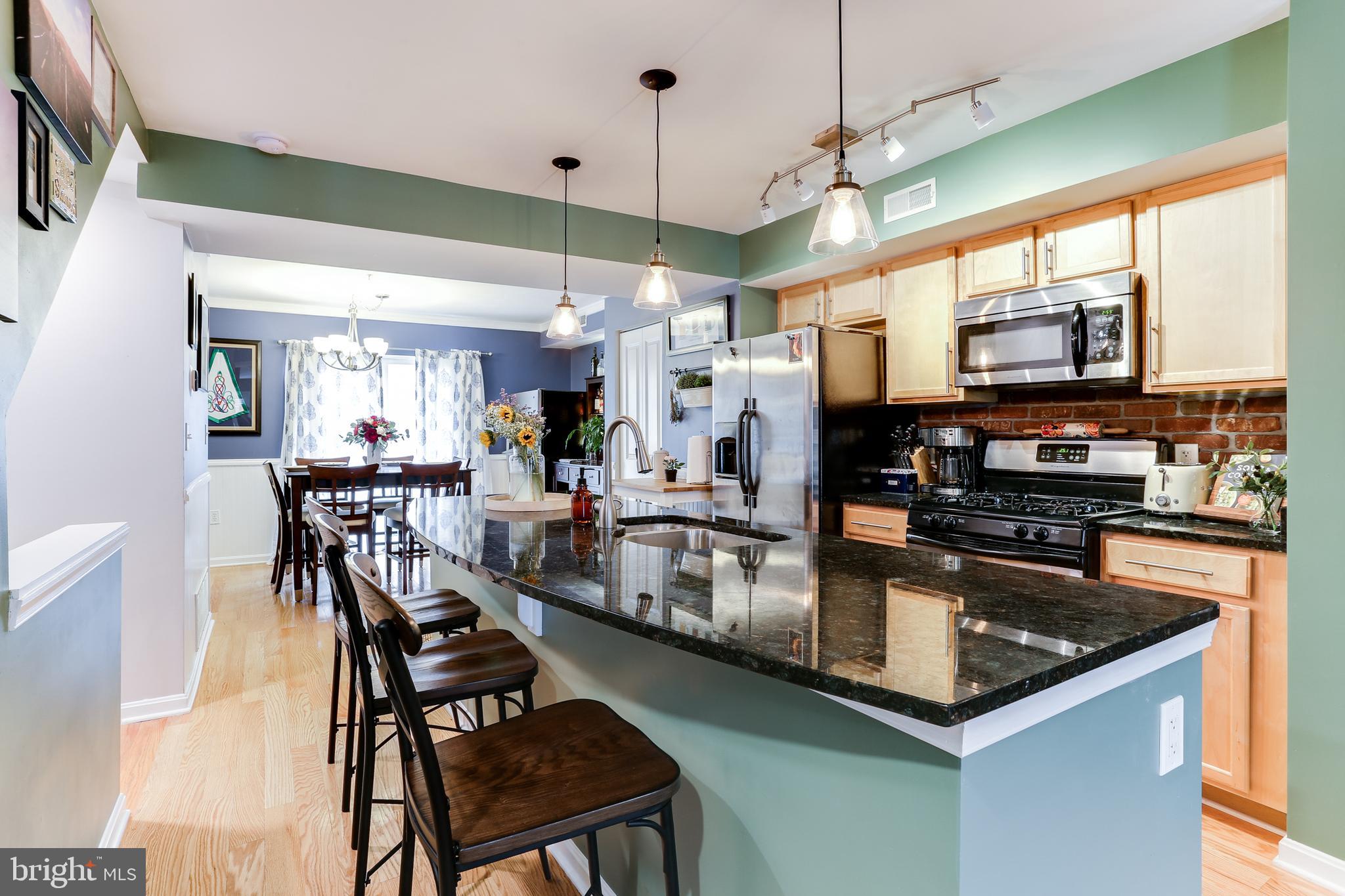 ATHENA SQUARE - Residential