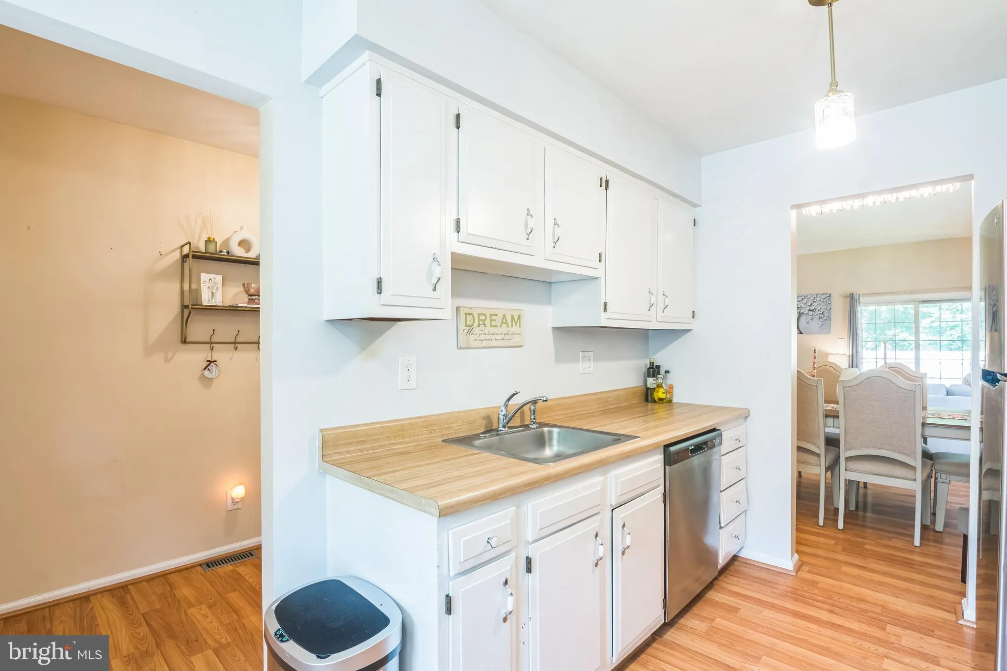 Marlton, New Jersey 08053, United States, 2 Bedrooms Bedrooms, ,1 BathroomBathrooms,Residential,Contingent,184095