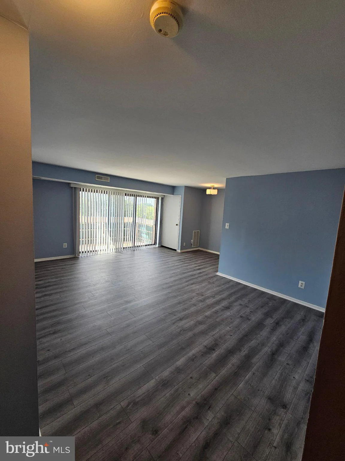 6147 Leesburg Pike Unit 610