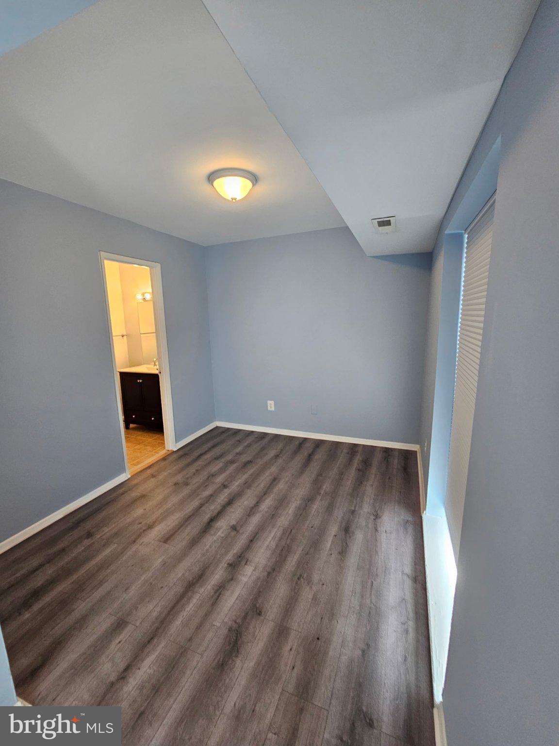 6147 LEESBURG PIKE 610