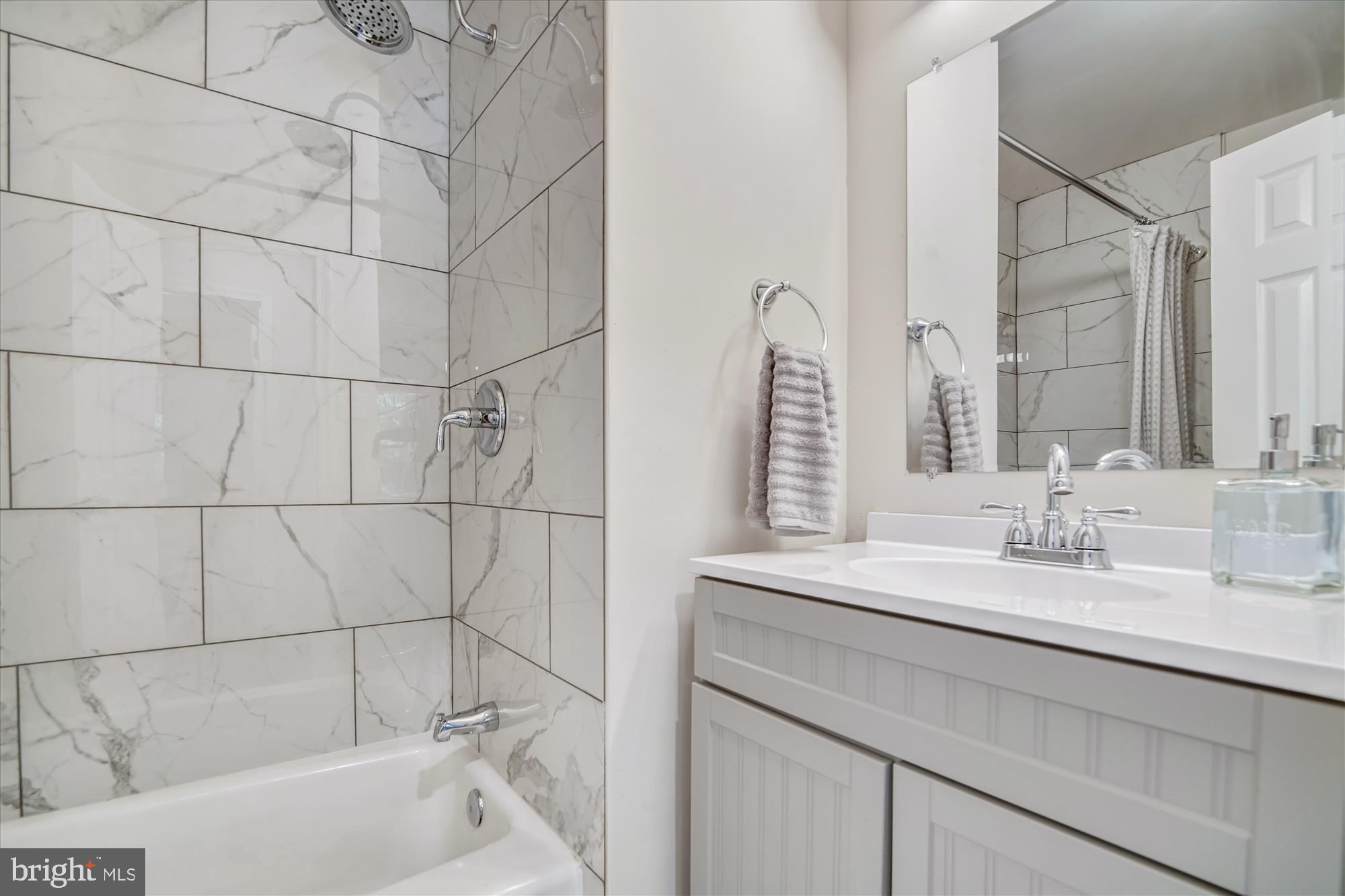 MARLTON - Residential