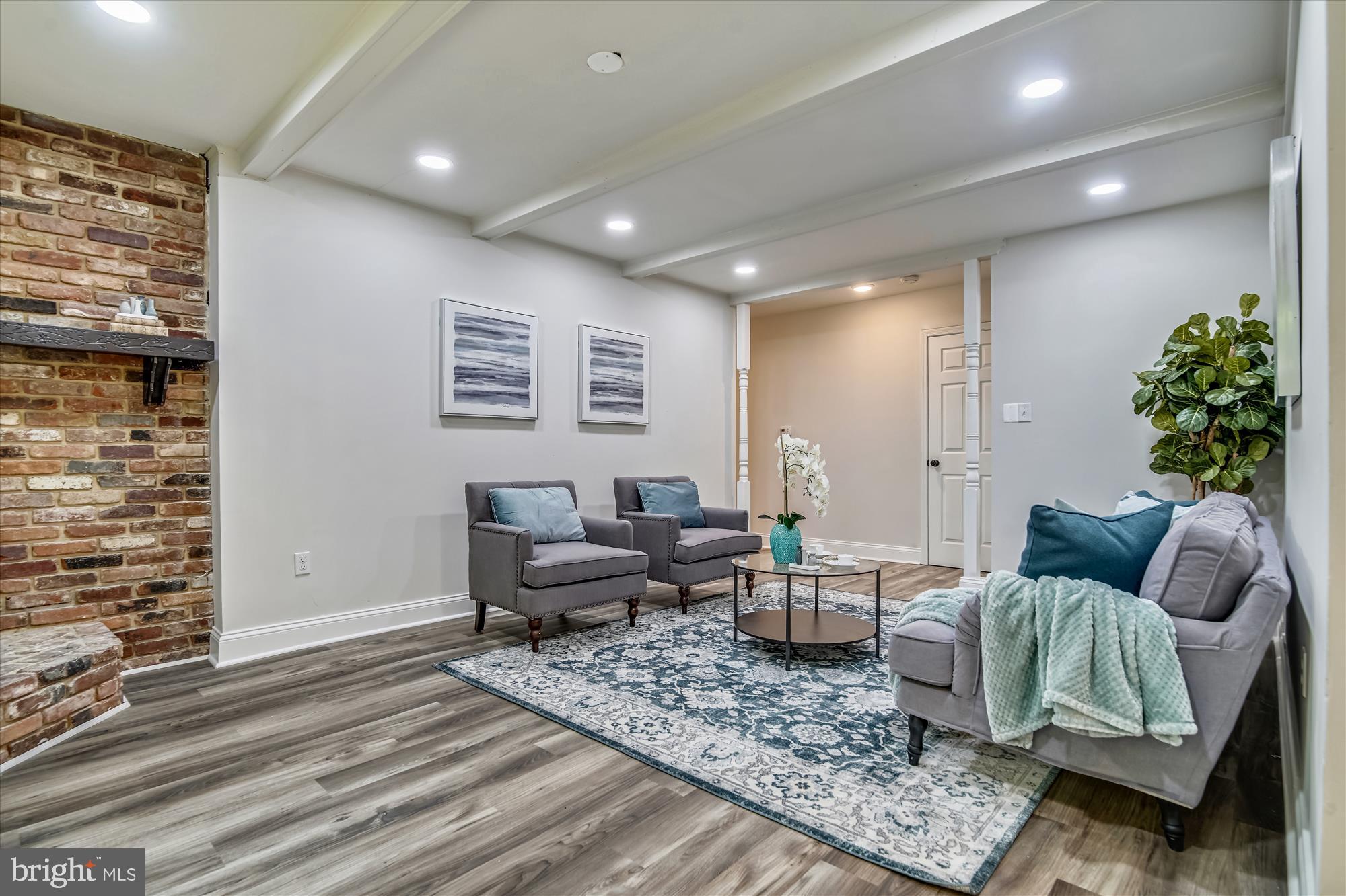 MARLTON - Residential