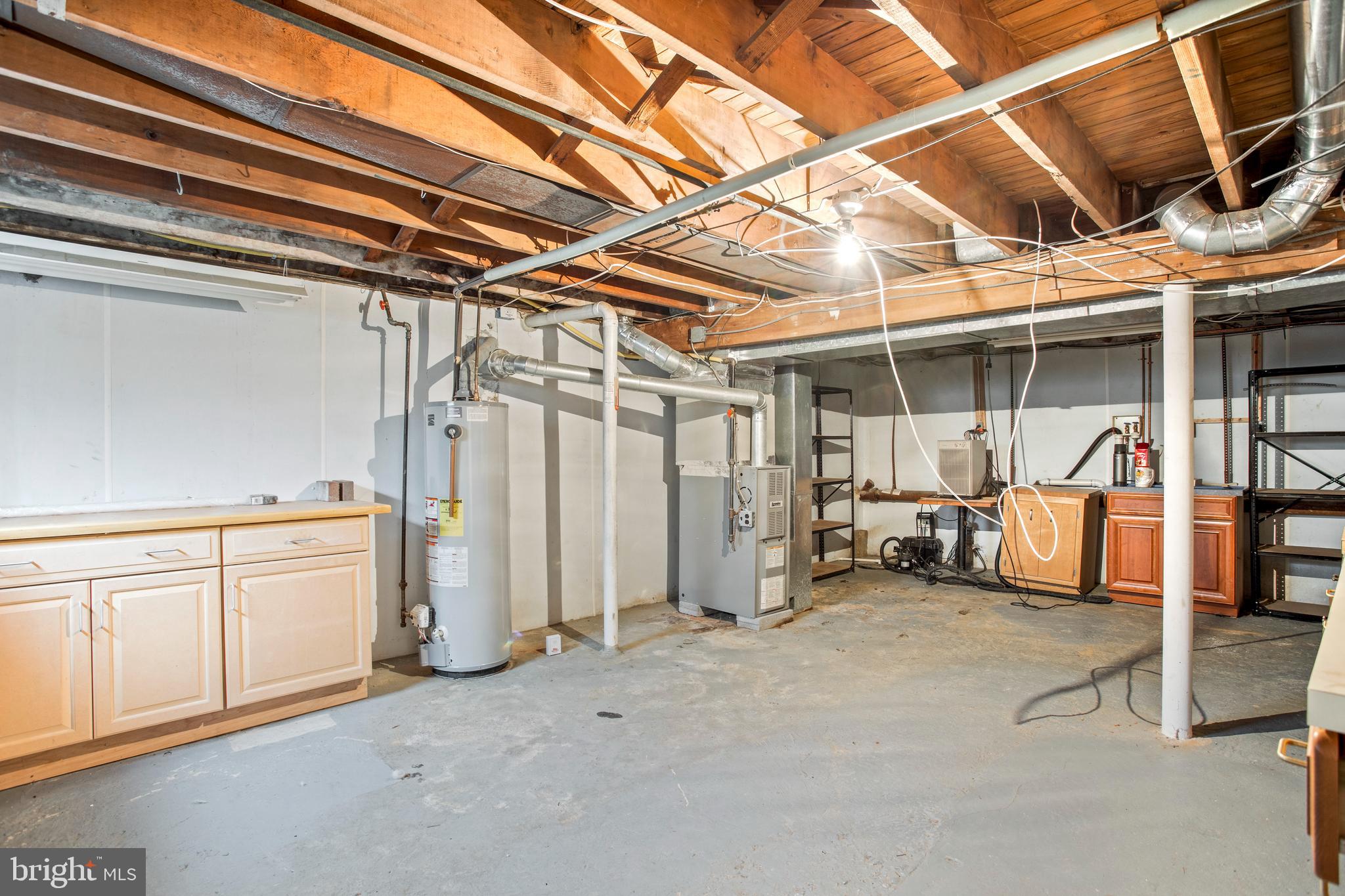 MEDIA - Residential Lease