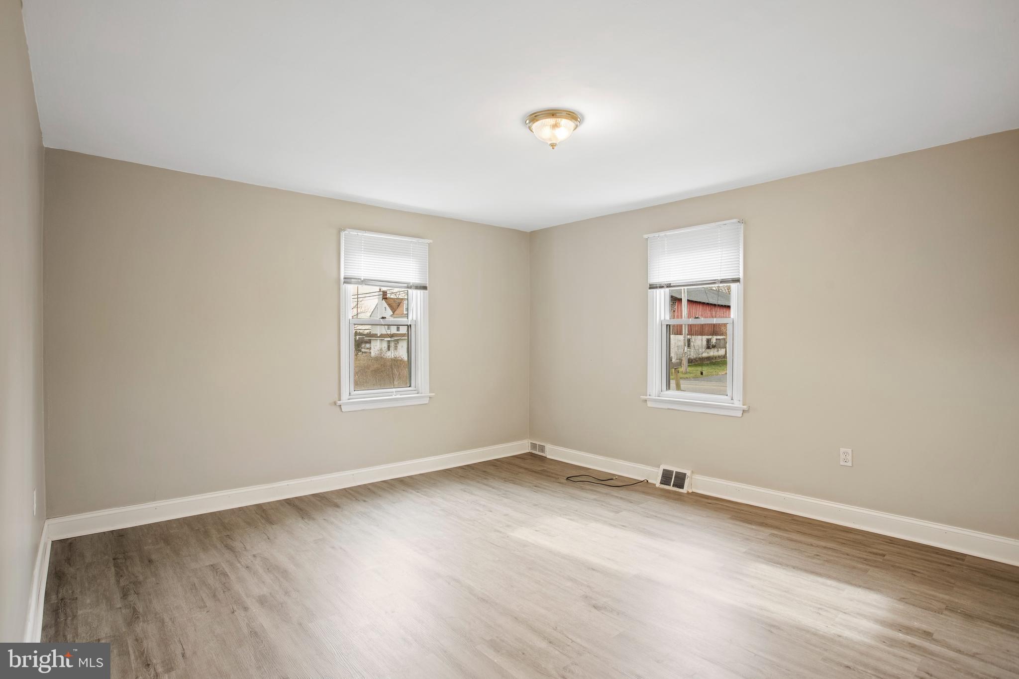 MEDIA - Residential Lease