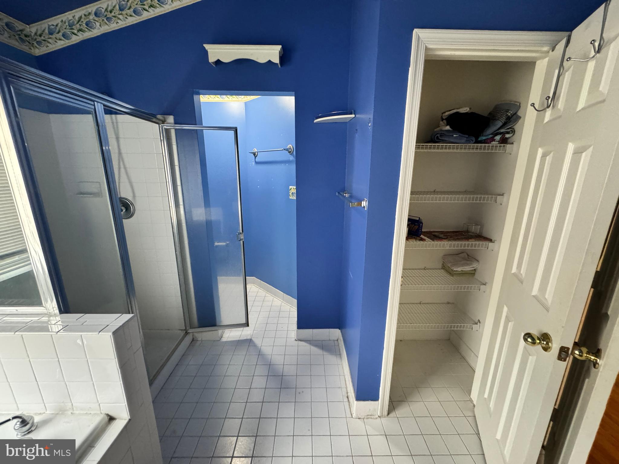 ASHFORD - Residential