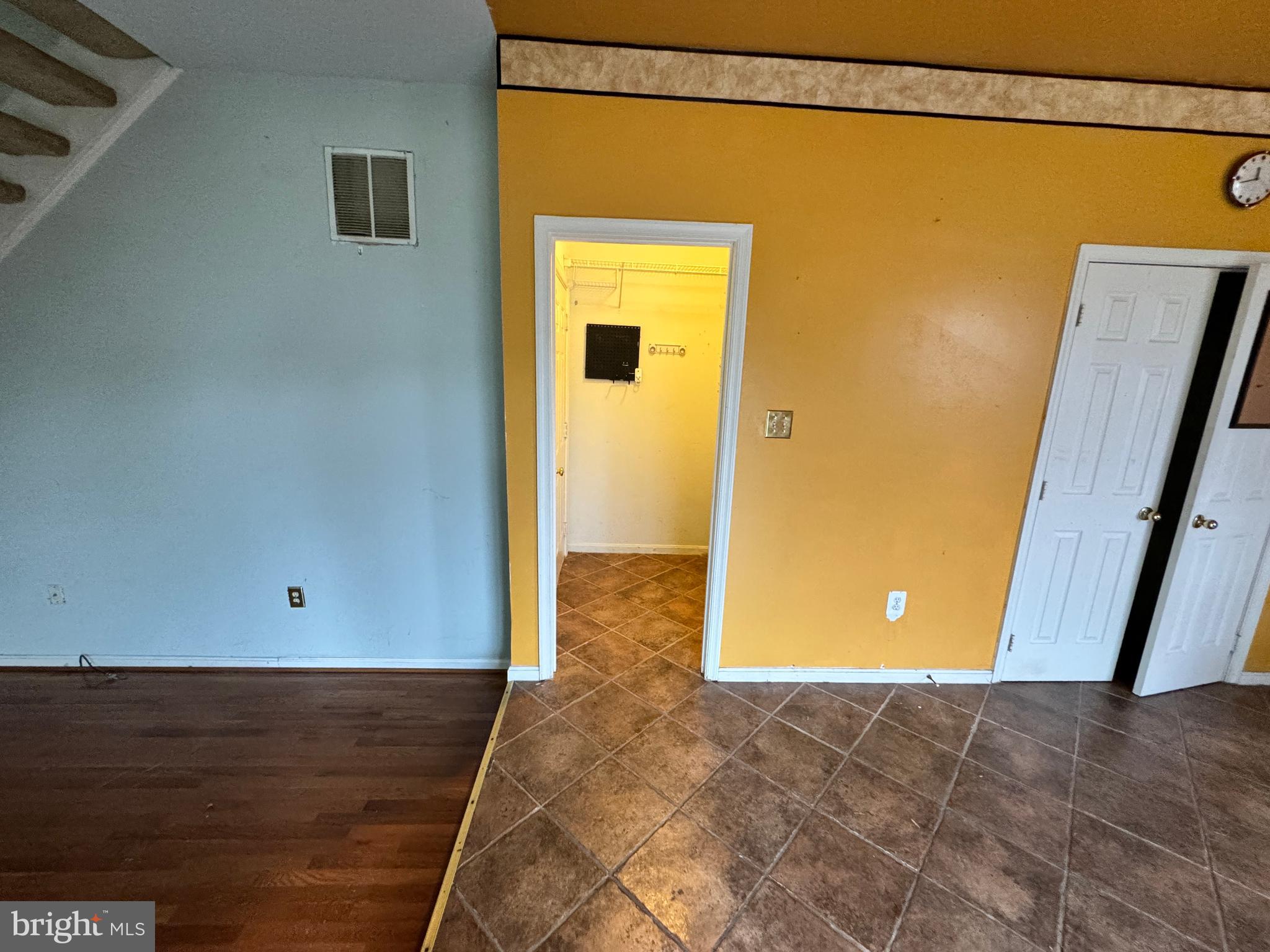 ASHFORD - Residential