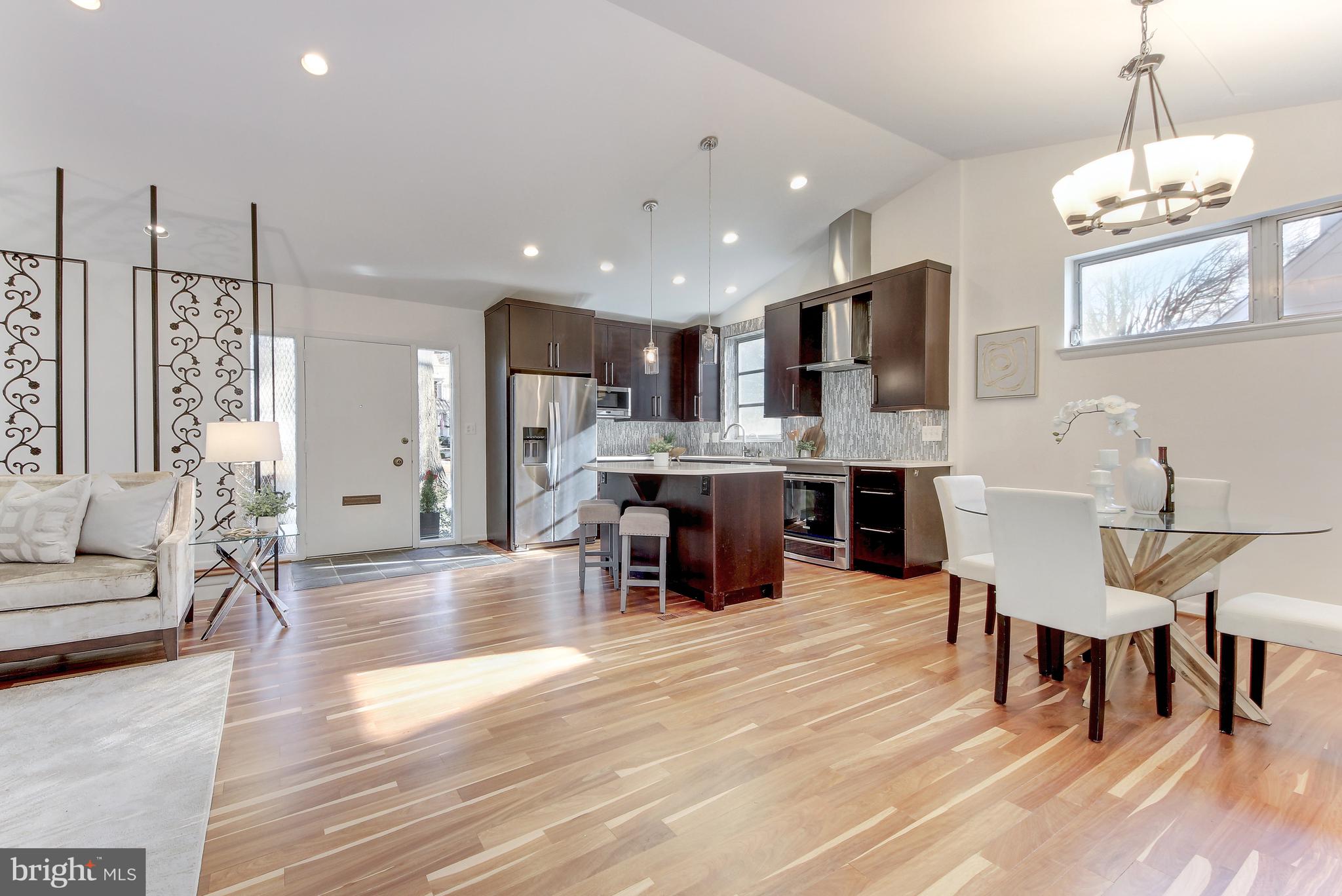 5814 MACARTHUR BOULEVARD NW