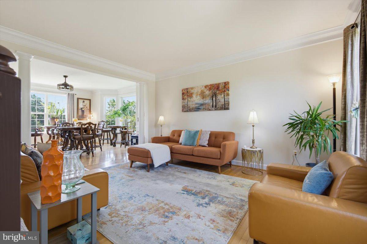 135 ASBURY LOOP