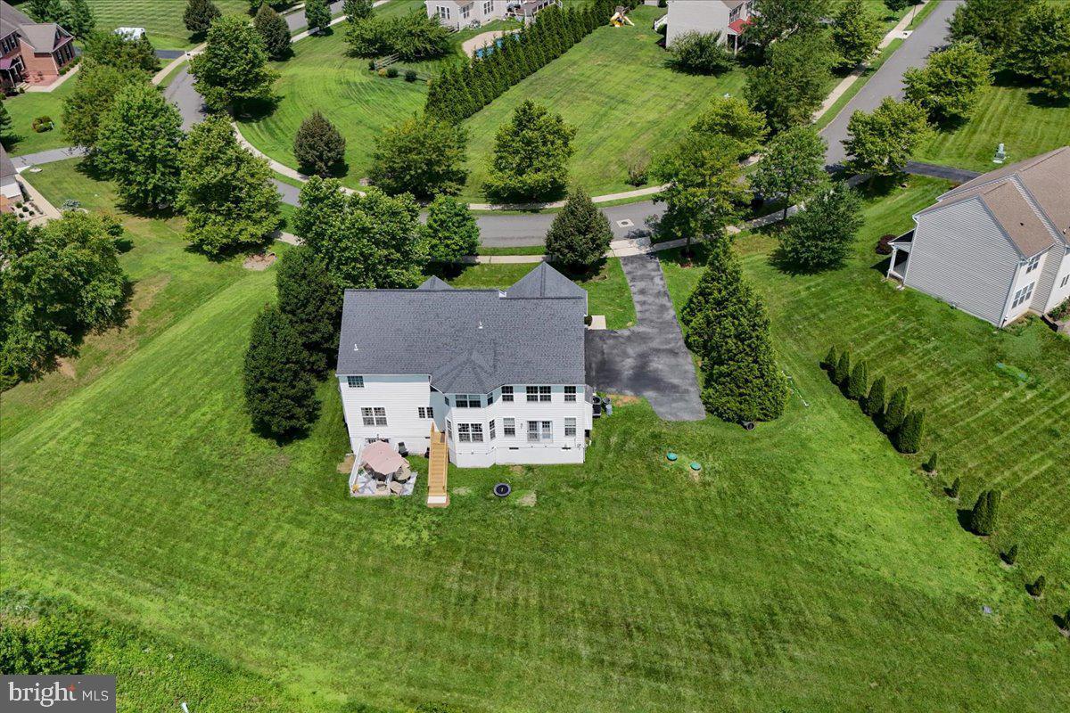 135 ASBURY LOOP