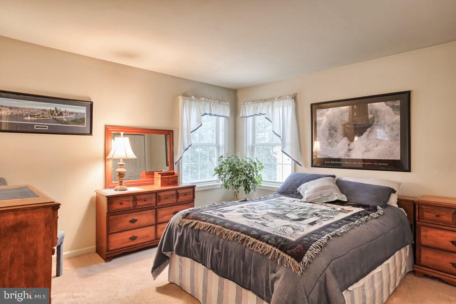 FIELDSTONE FARMS - Residential