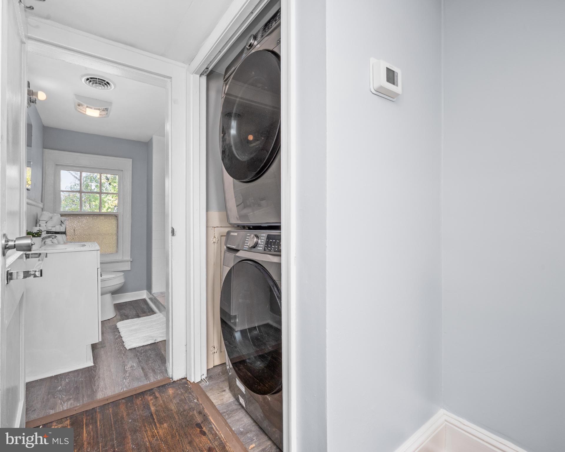 NEWTOWN HISTORIC DISTRIC - Residential