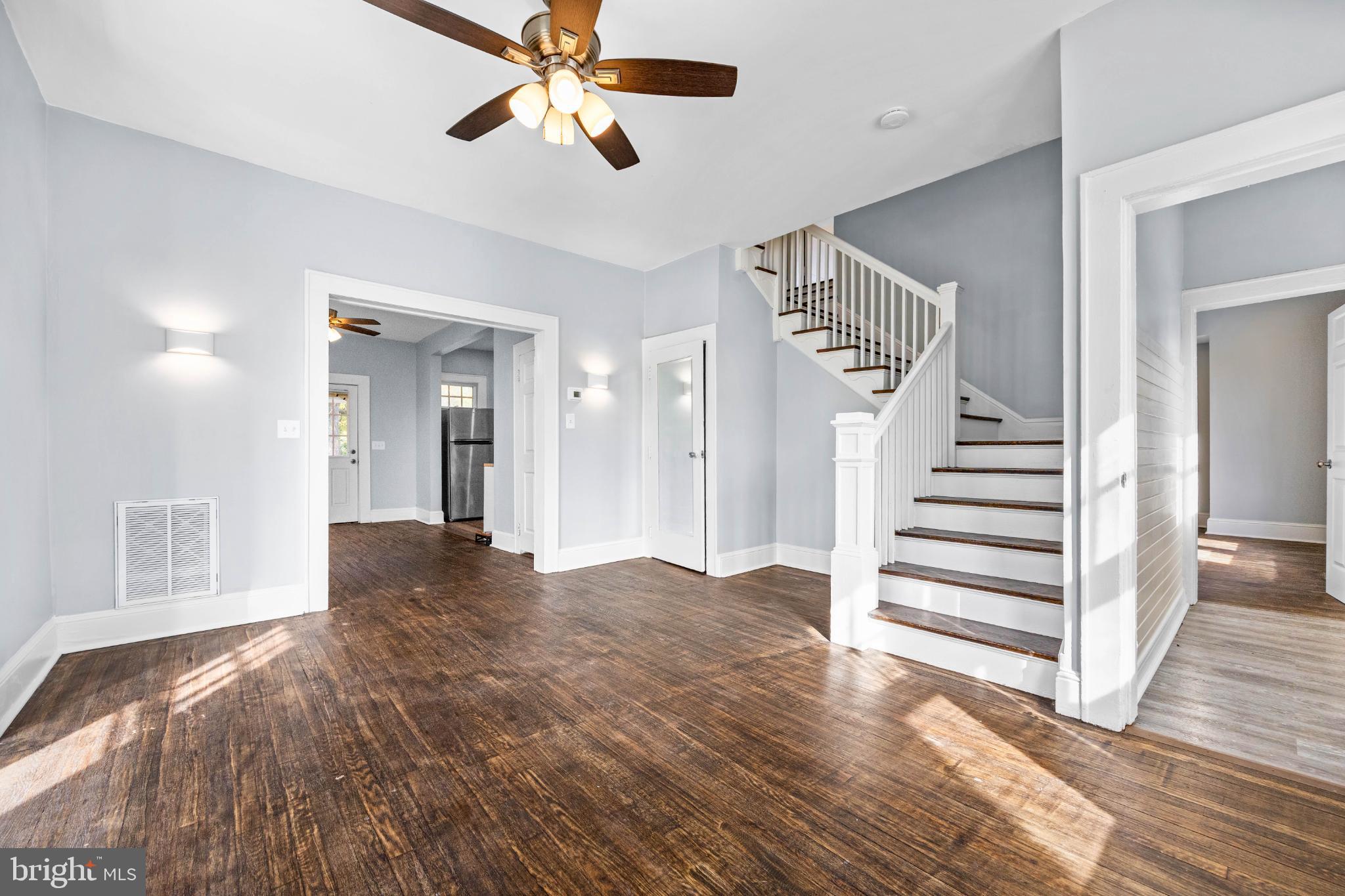 NEWTOWN HISTORIC DISTRIC - Residential