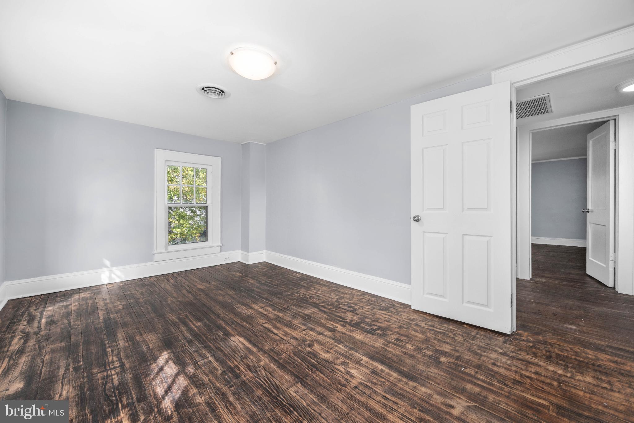 NEWTOWN HISTORIC DISTRIC - Residential