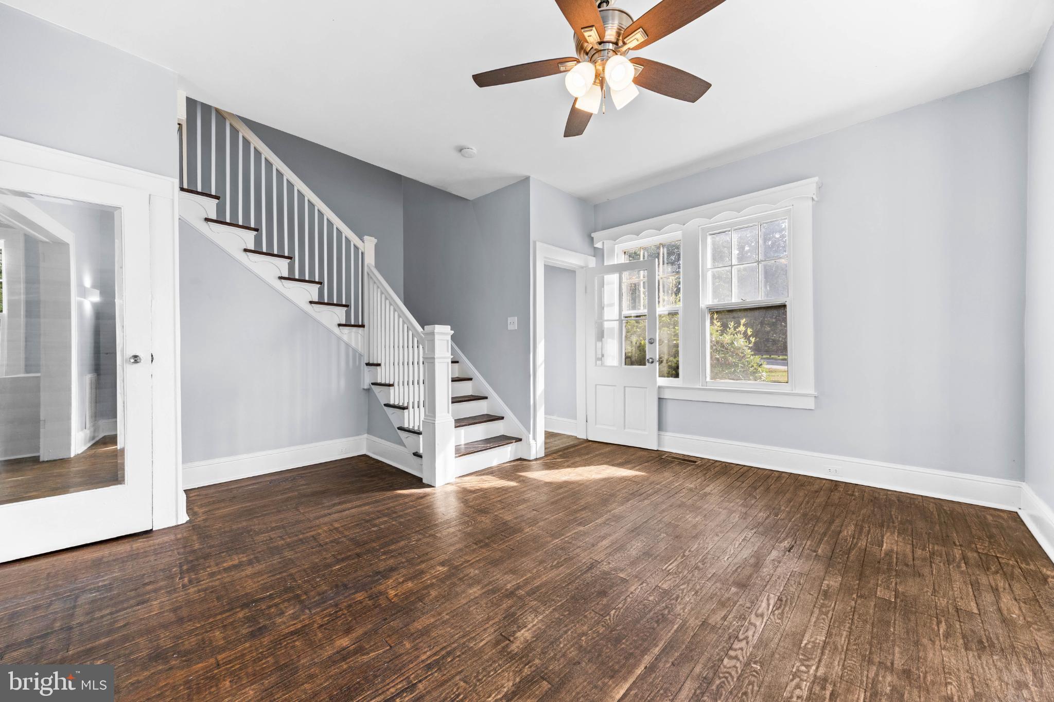 NEWTOWN HISTORIC DISTRIC - Residential