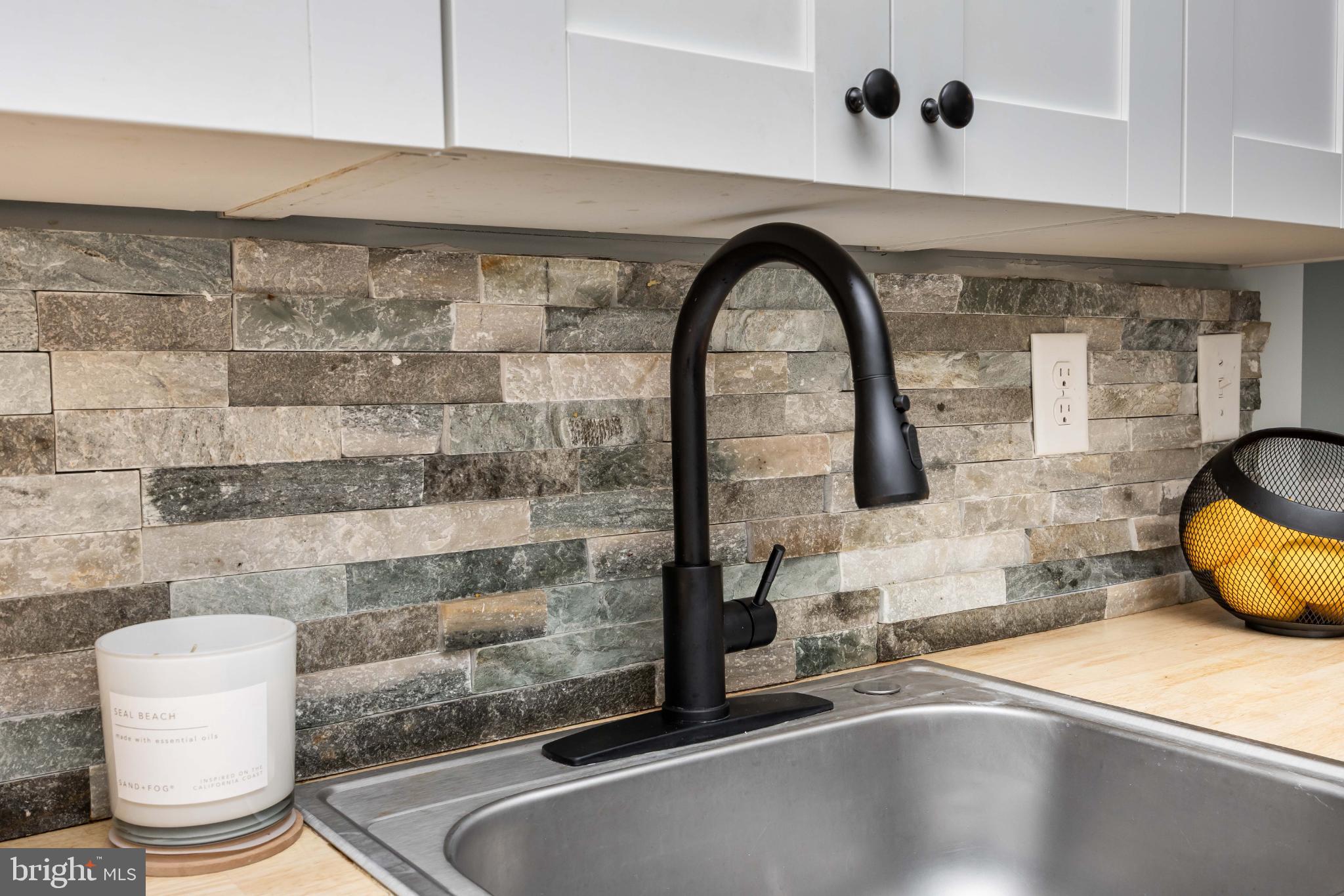 NEWTOWN HISTORIC DISTRIC - Residential