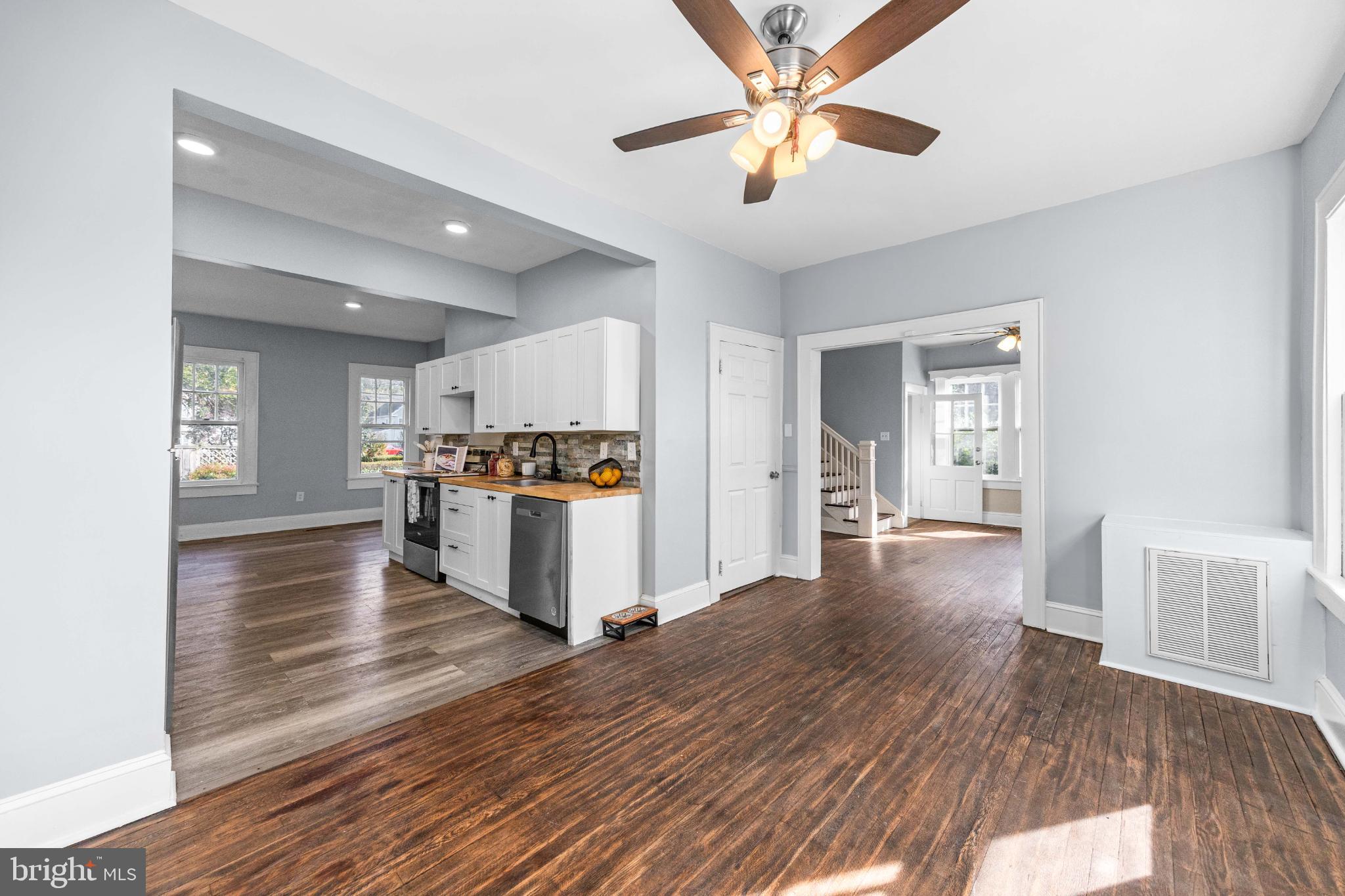 304 POPLAR HILL AVENUE