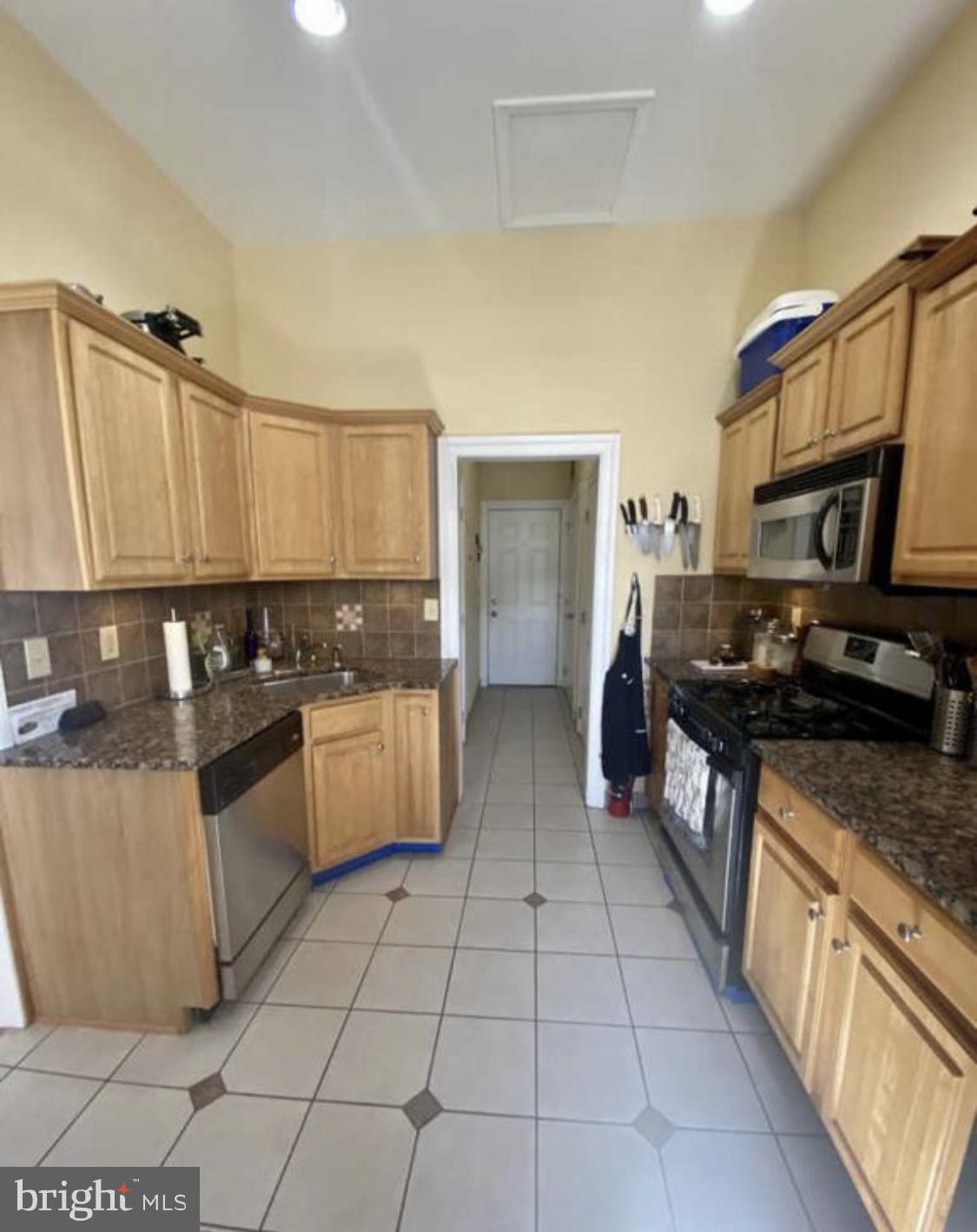 CONSHOHOCKEN - Residential Lease