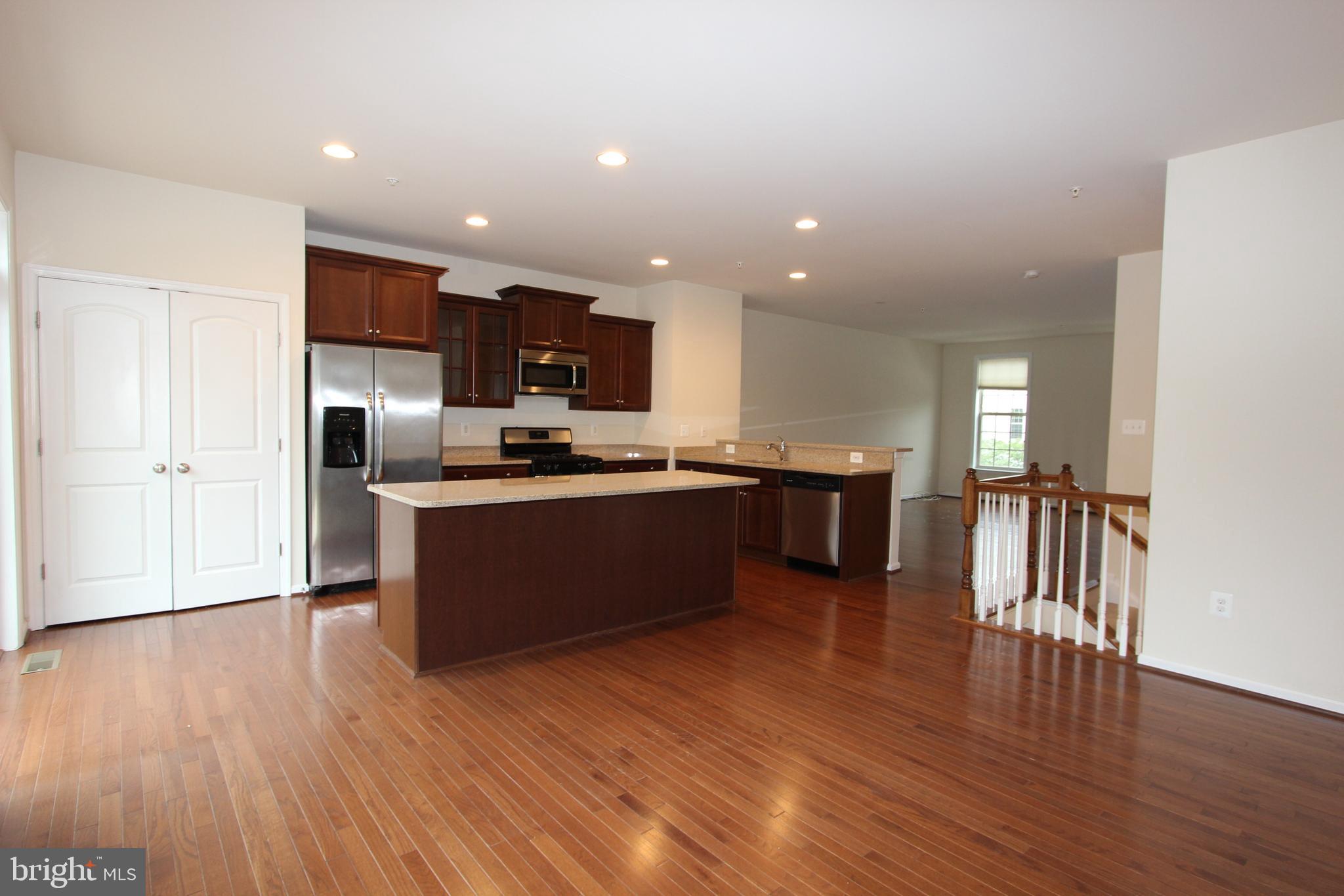 CANTERBURY VILLAGE - Residential Lease