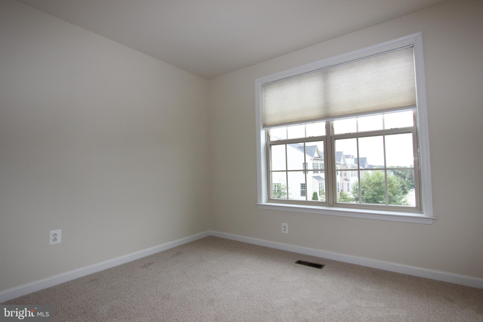 CANTERBURY VILLAGE - Residential Lease