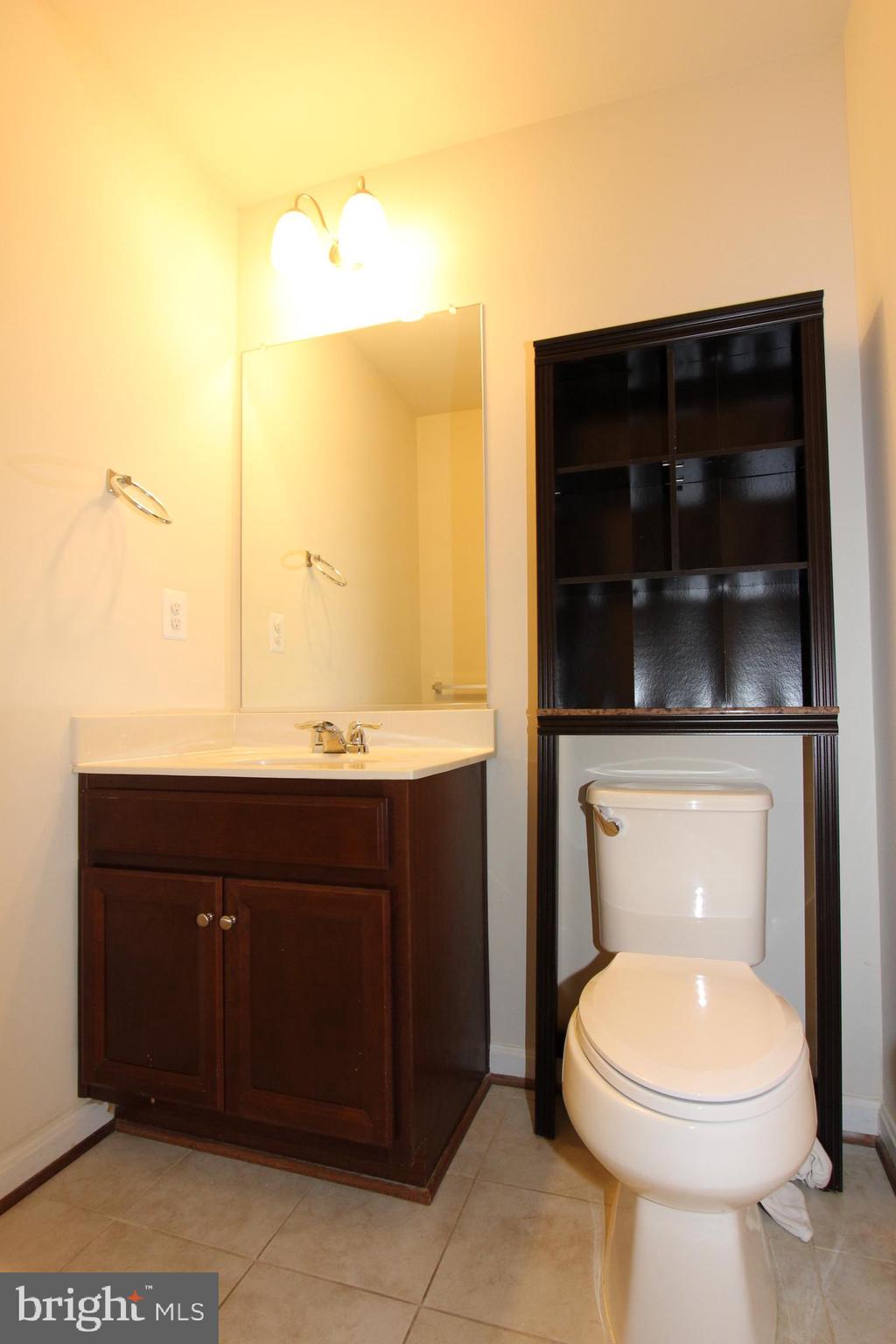 CANTERBURY VILLAGE - Residential Lease