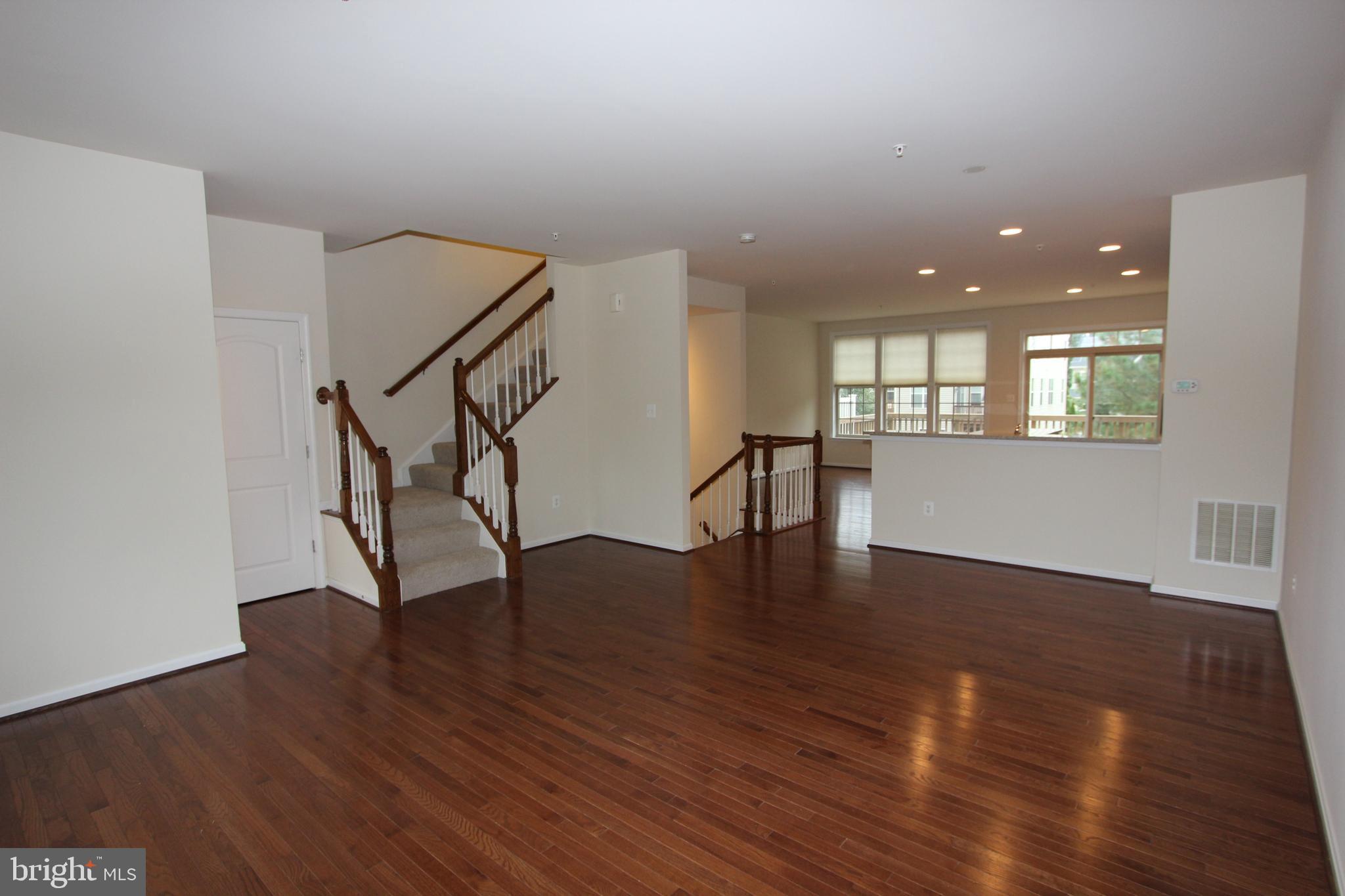 CANTERBURY VILLAGE - Residential Lease