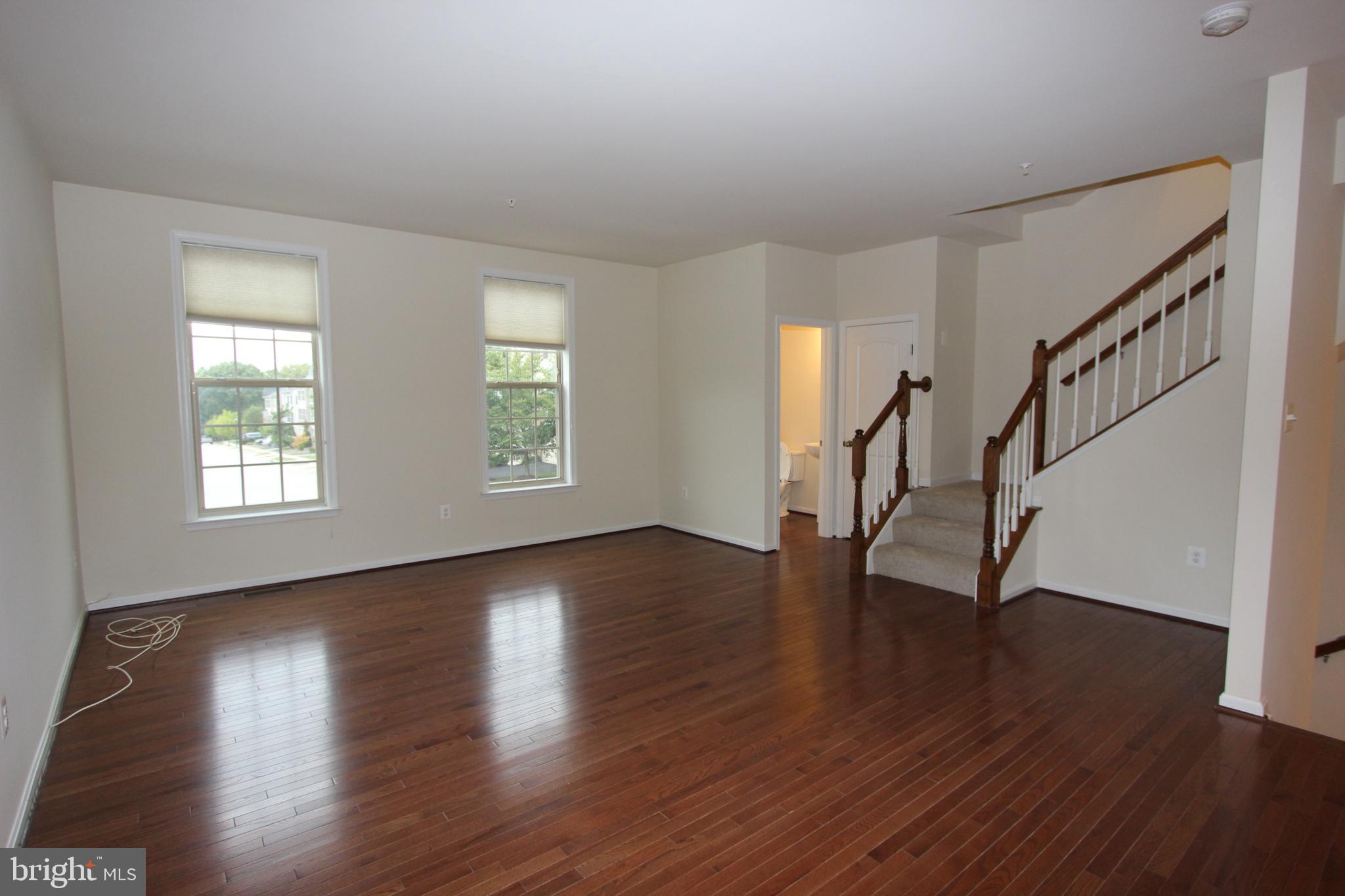 CANTERBURY VILLAGE - Residential Lease