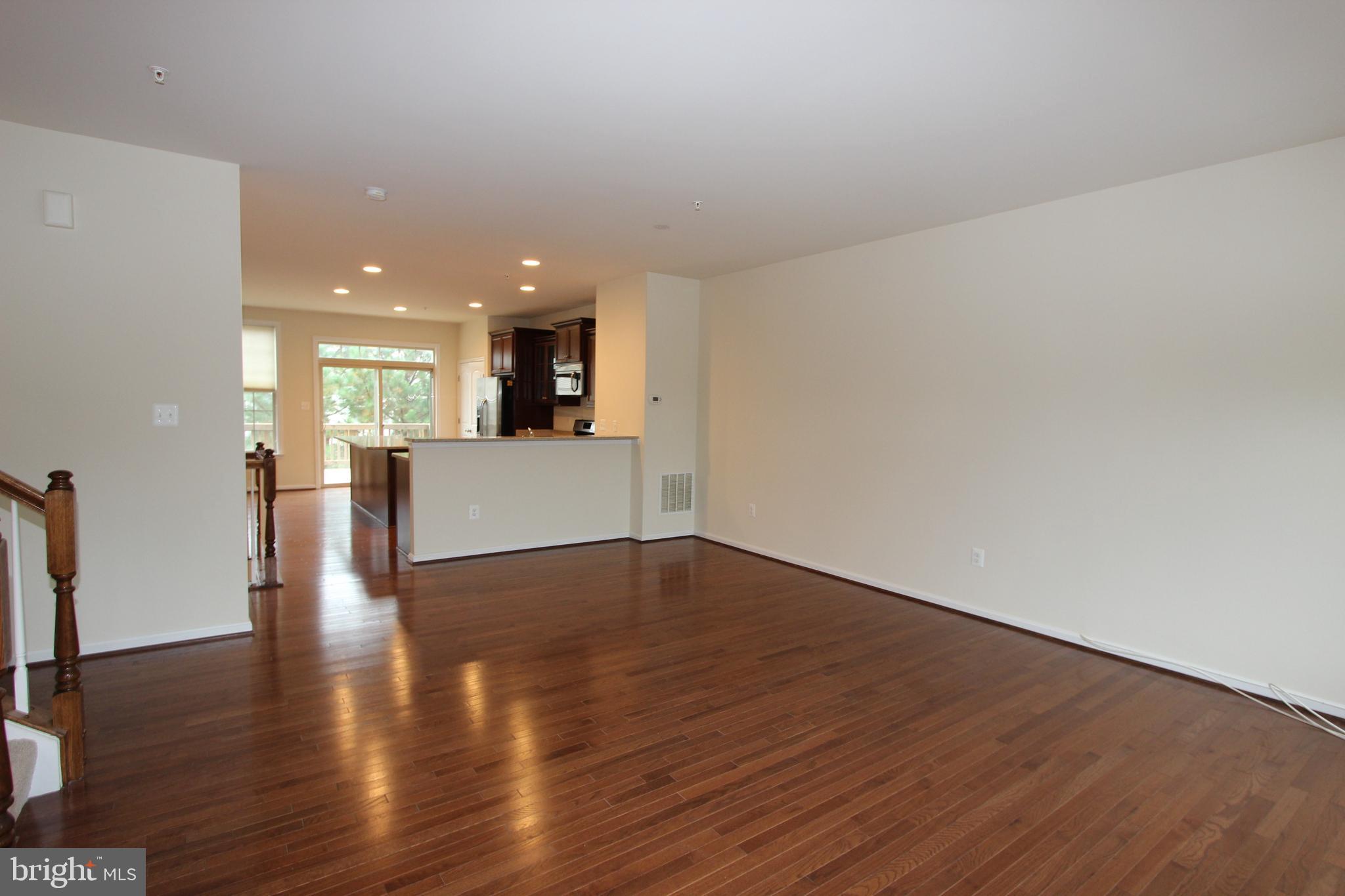 CANTERBURY VILLAGE - Residential Lease