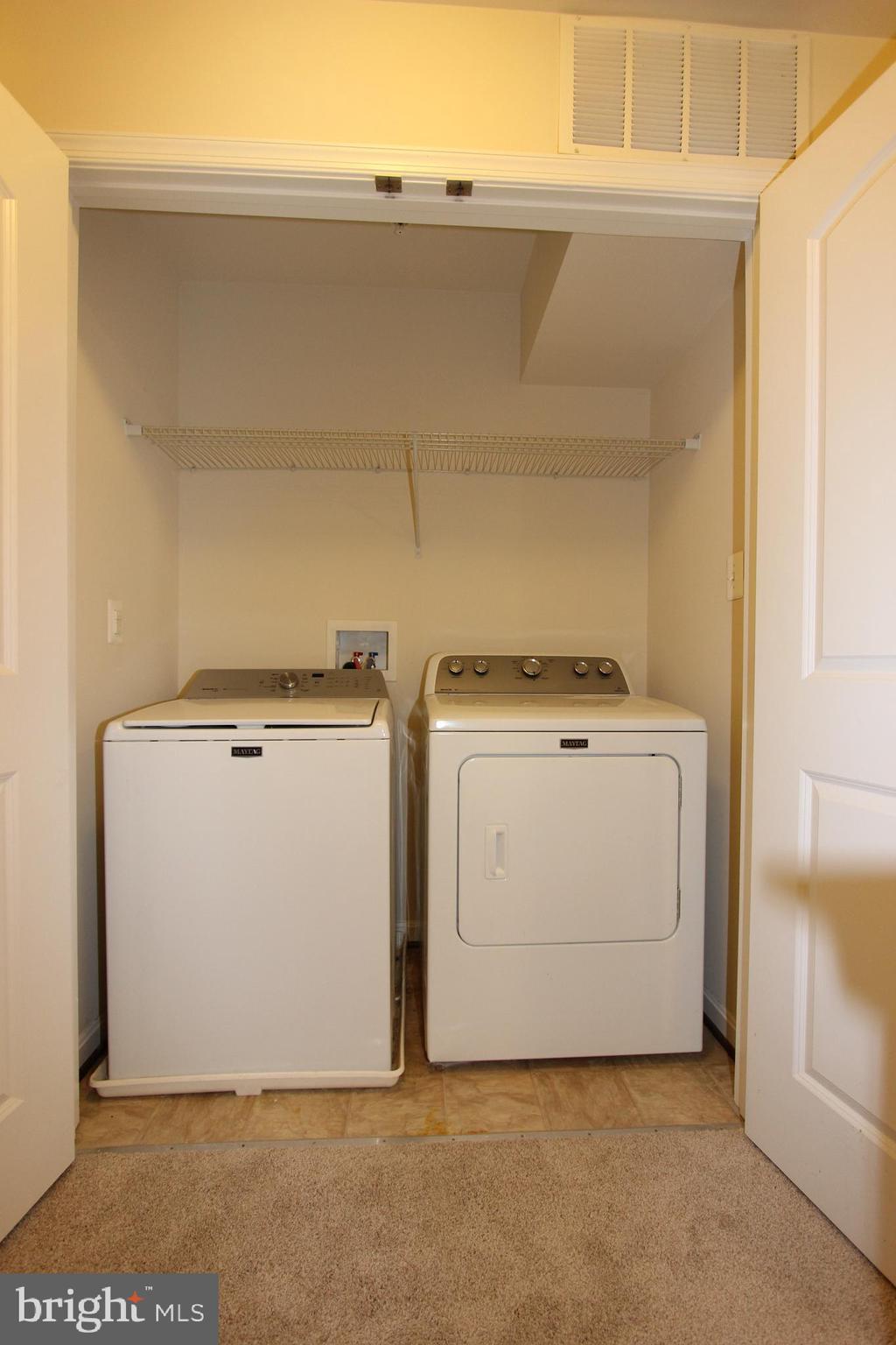 CANTERBURY VILLAGE - Residential Lease