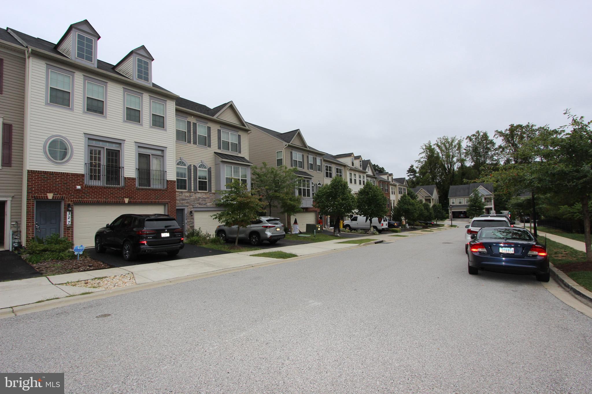 CANTERBURY VILLAGE - Residential Lease