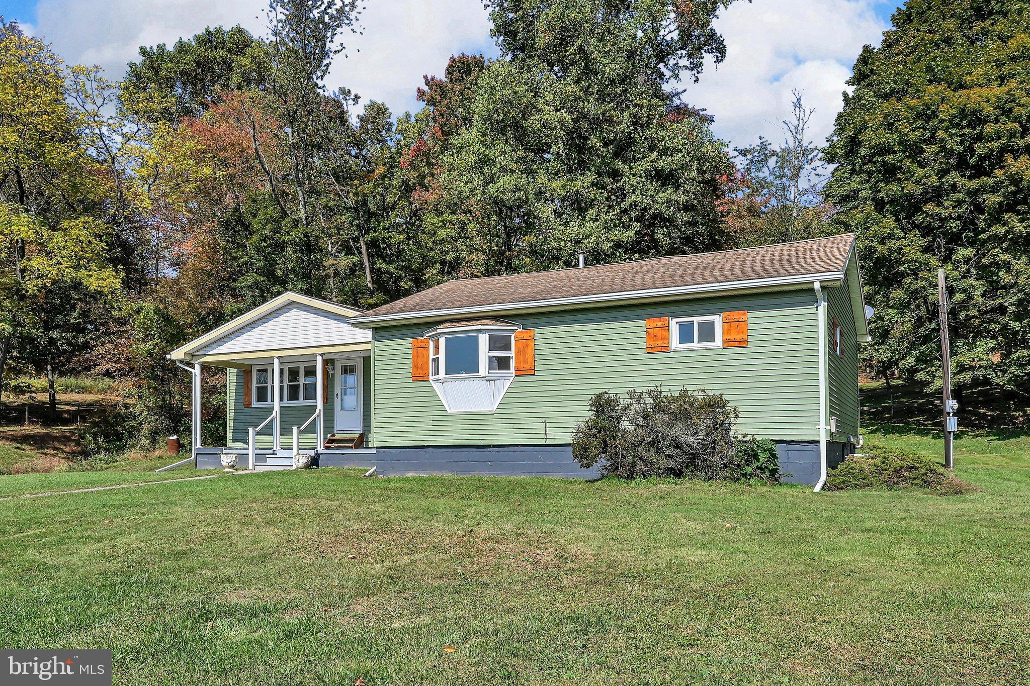 38 W DONALDSON STREET
