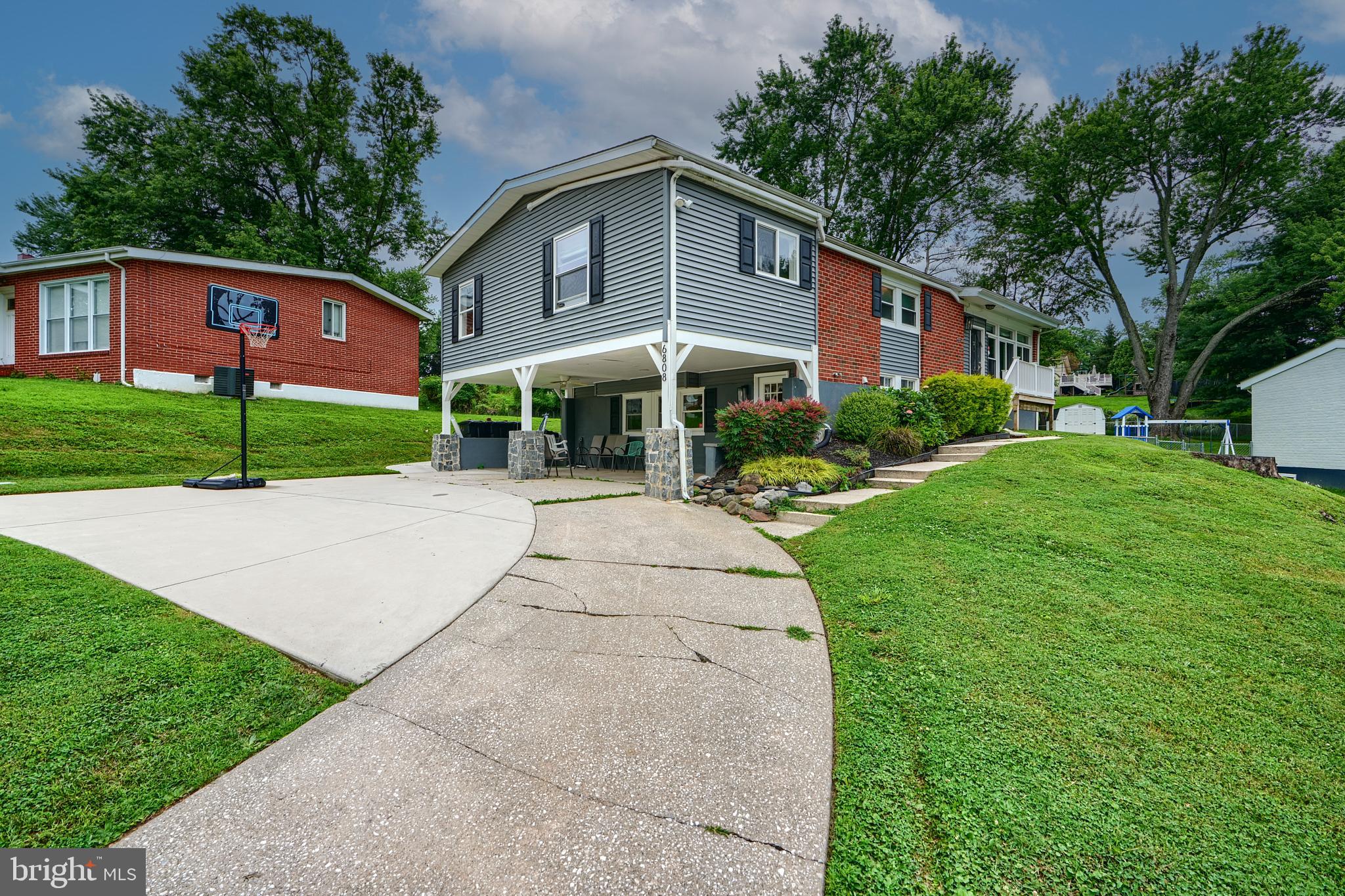 6808 TIMBERLANE ROAD