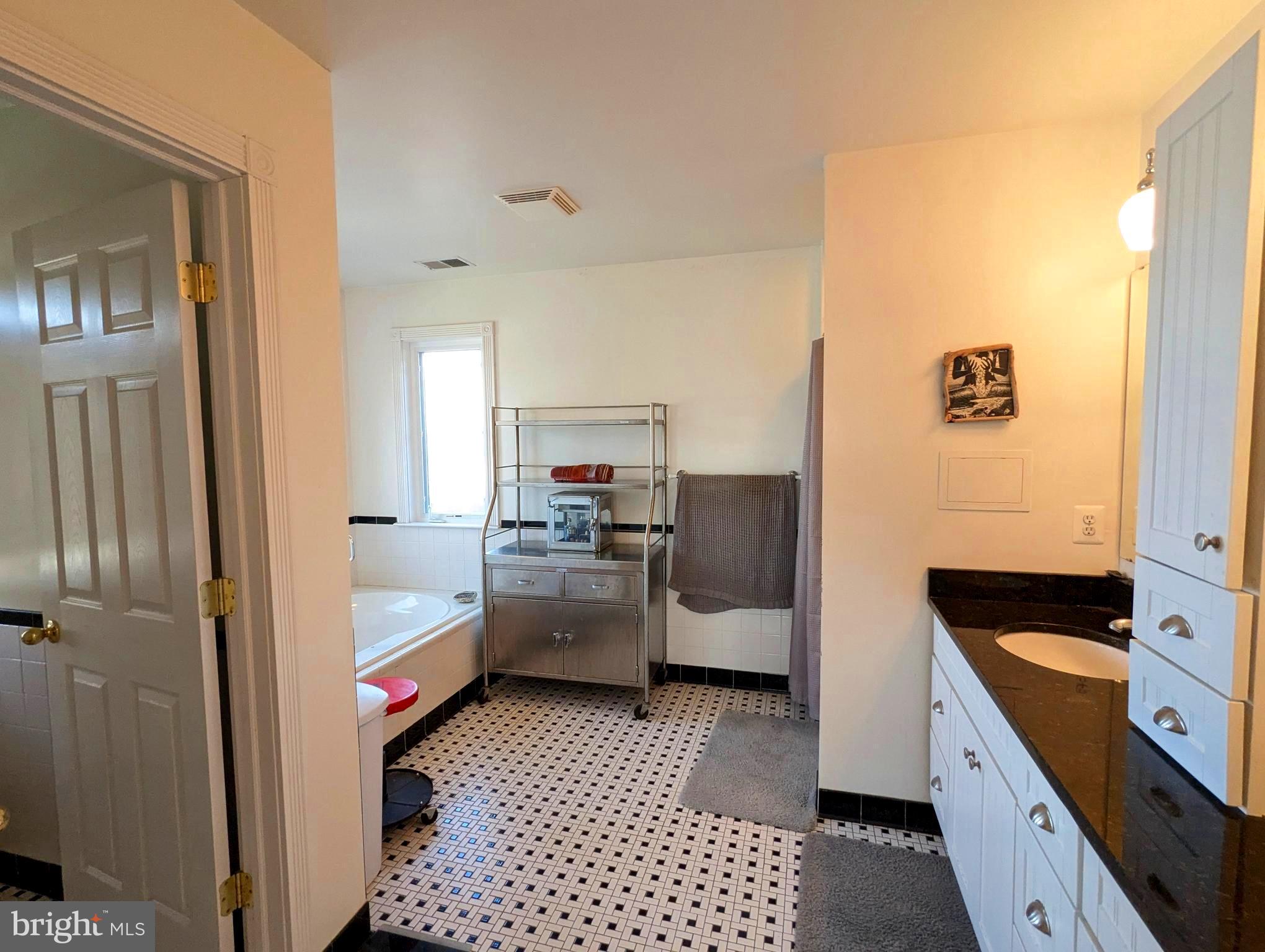 BEACH HAVEN - Residential