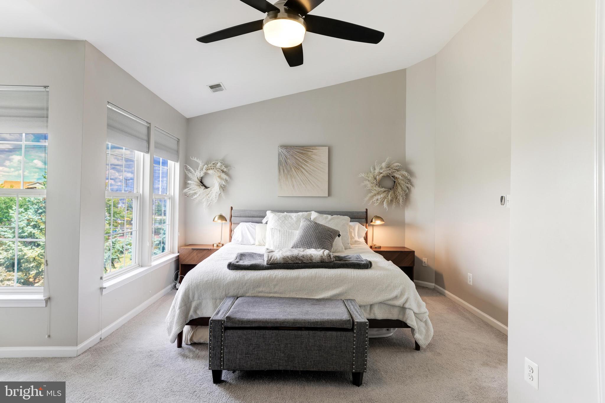 WELLESLEY - Residential Lease