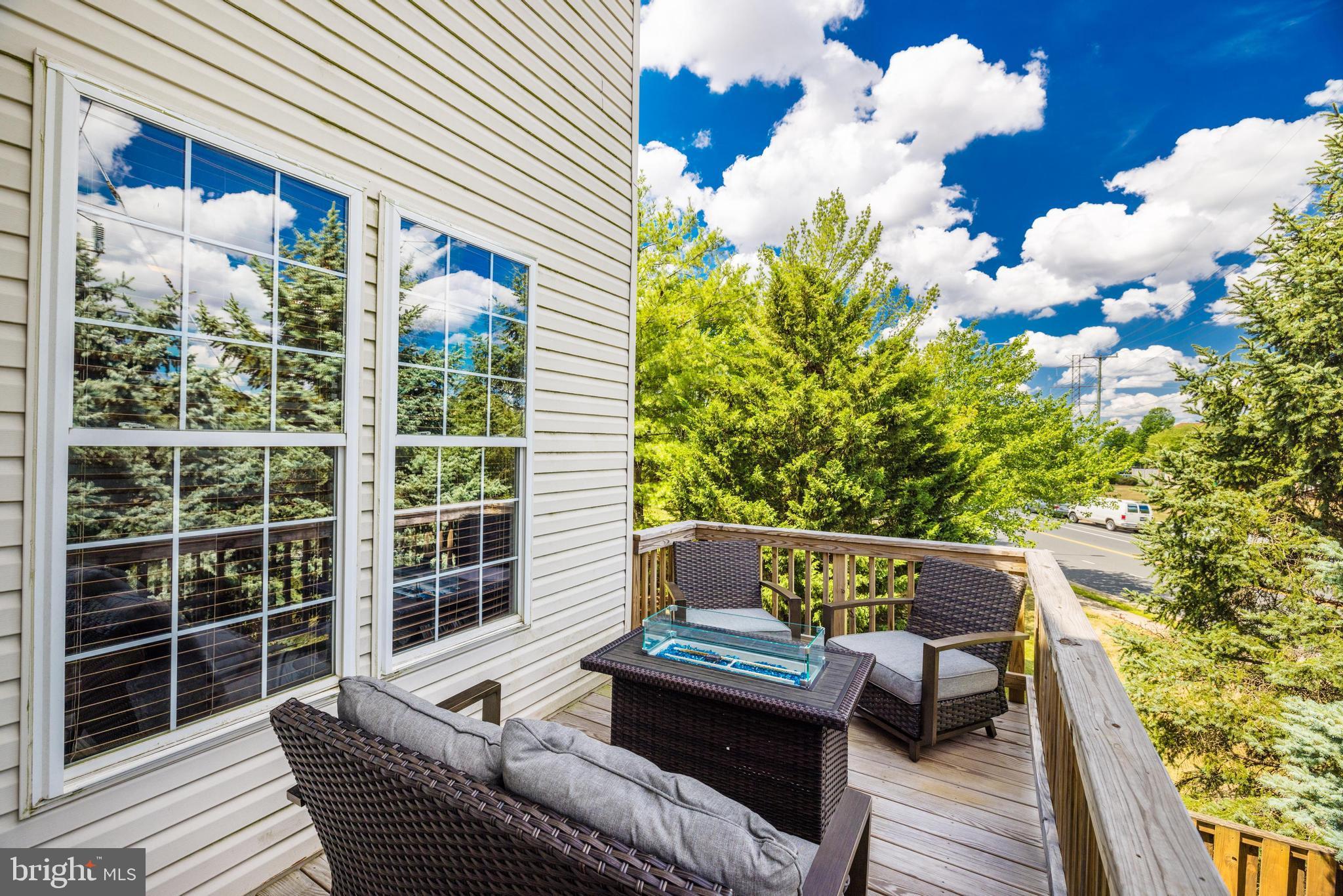 WELLESLEY - Residential Lease