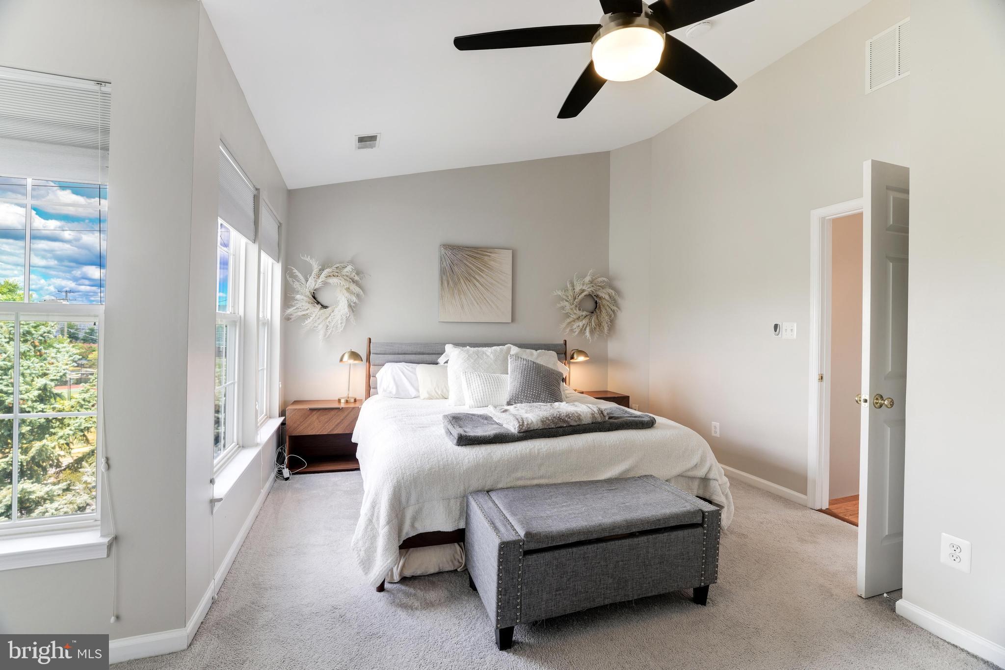 WELLESLEY - Residential Lease