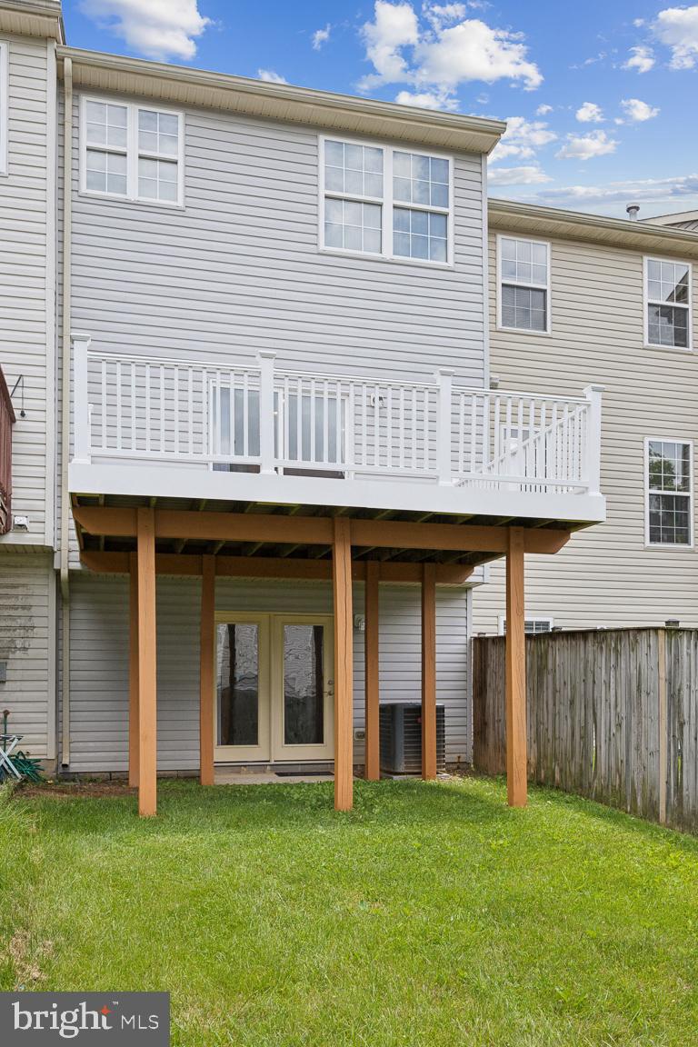 CARROLLWOOD MANOR - Residential