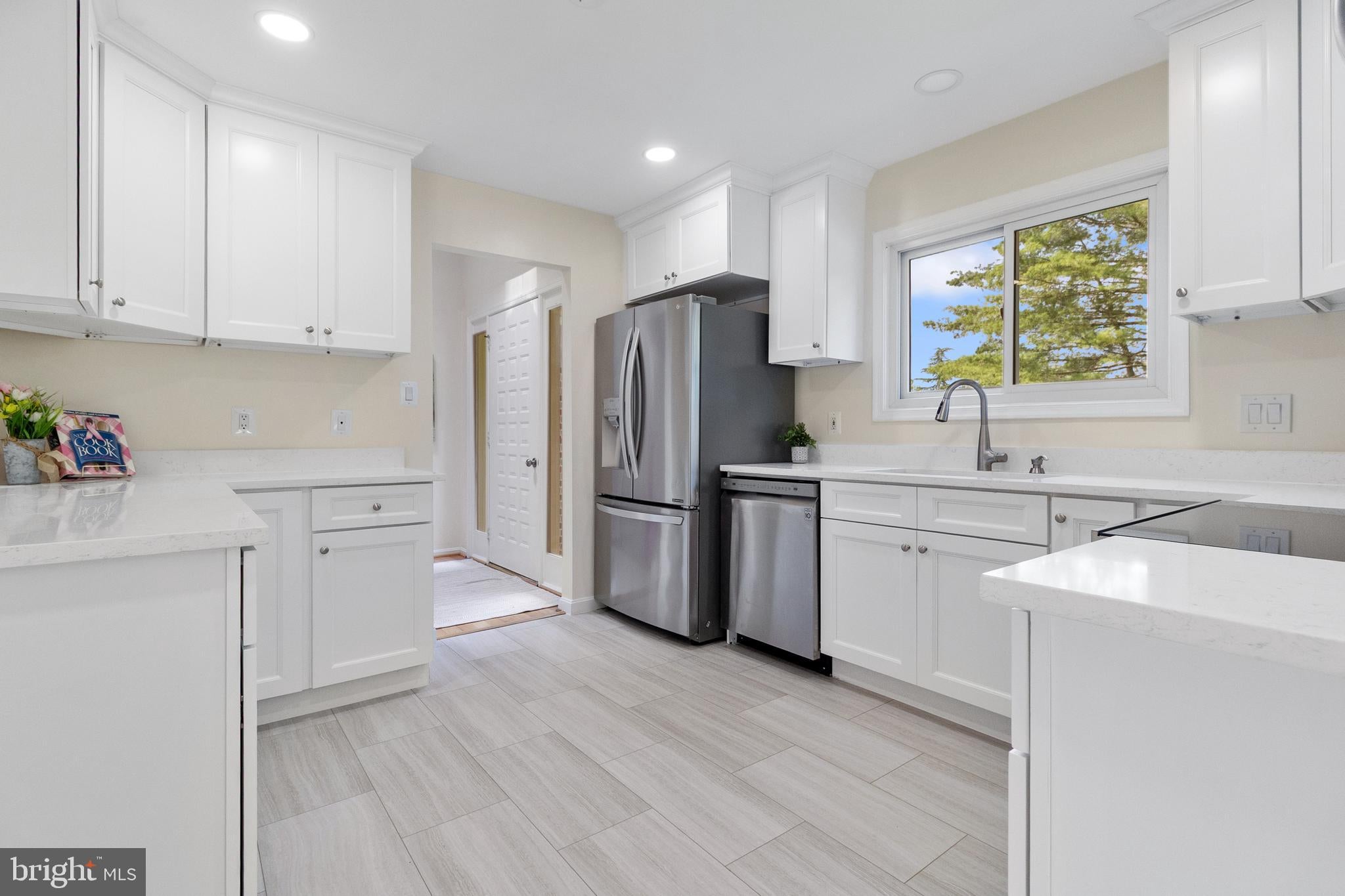 4507 HIGHLAND GREEN COURT