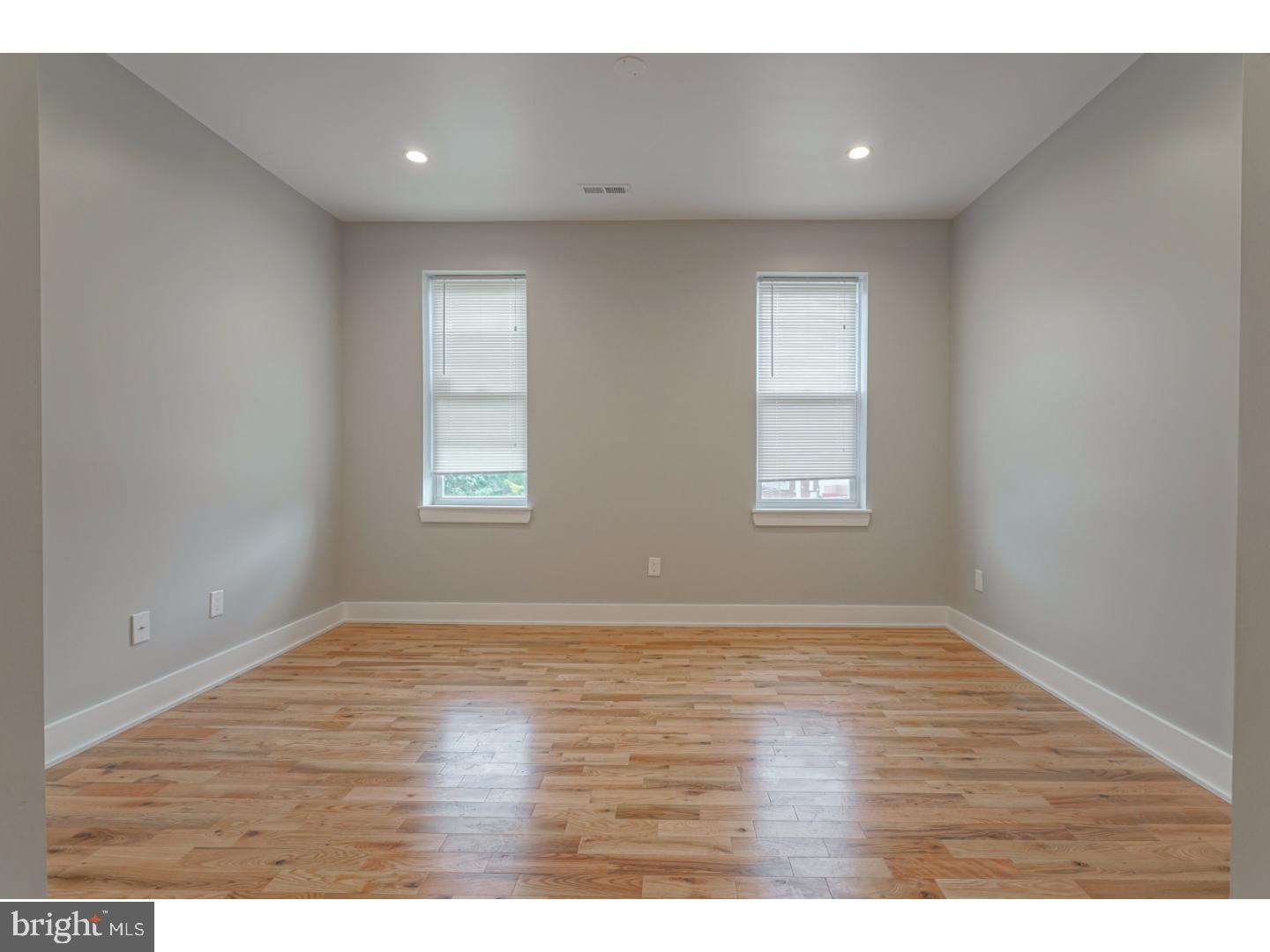 WEST KENSINGTON - Residential