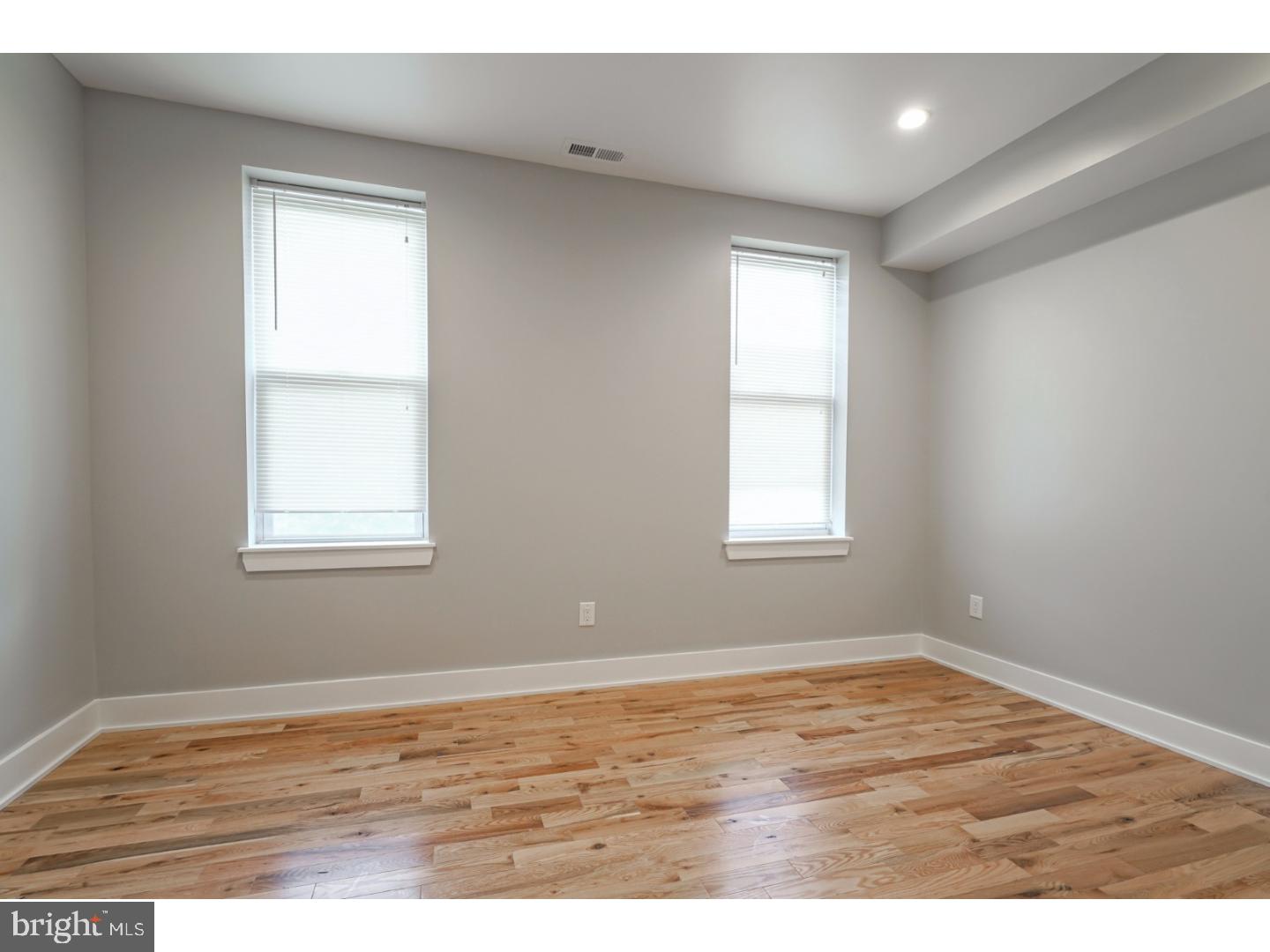 WEST KENSINGTON - Residential